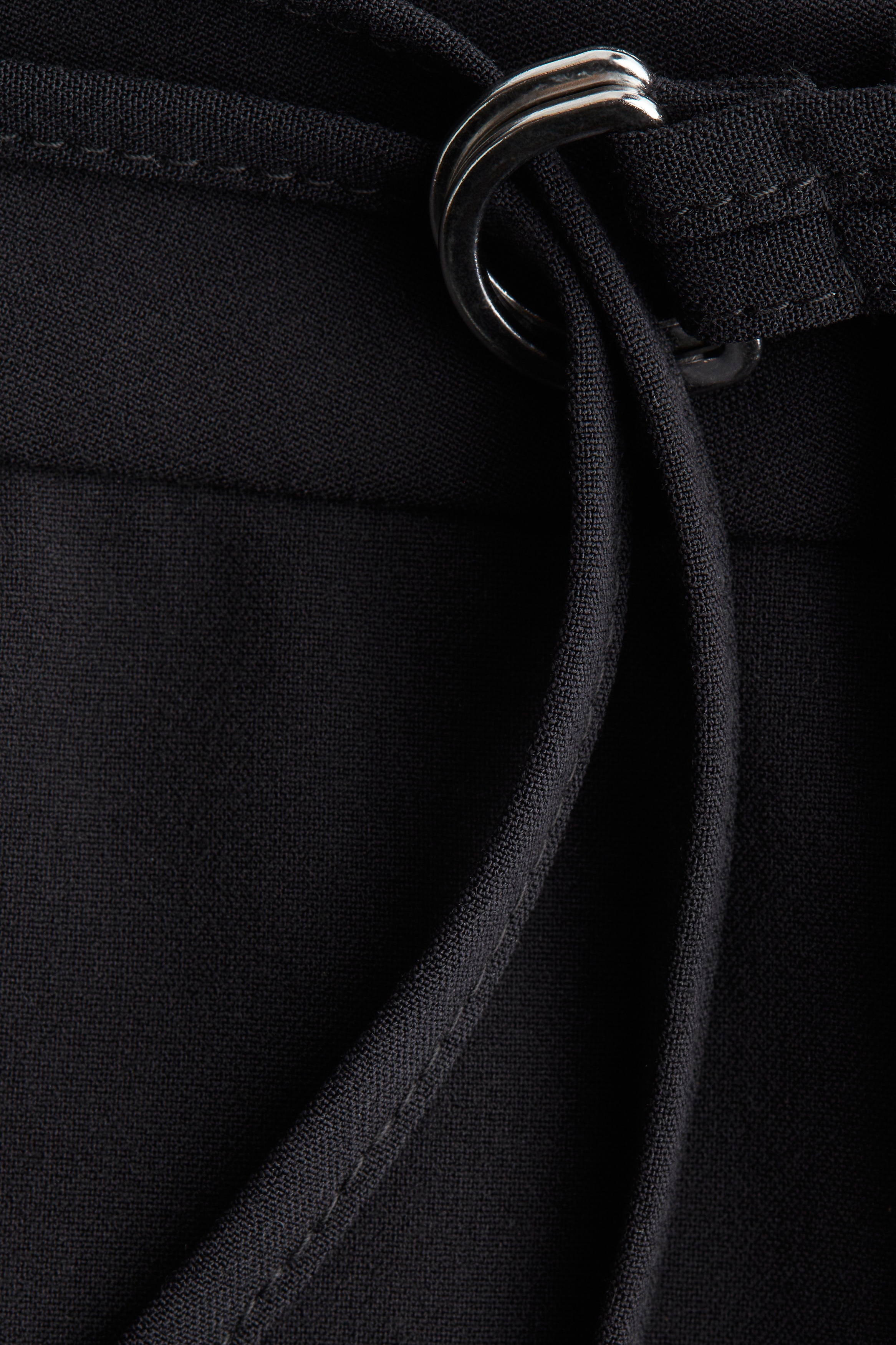 Belted tailored trousers