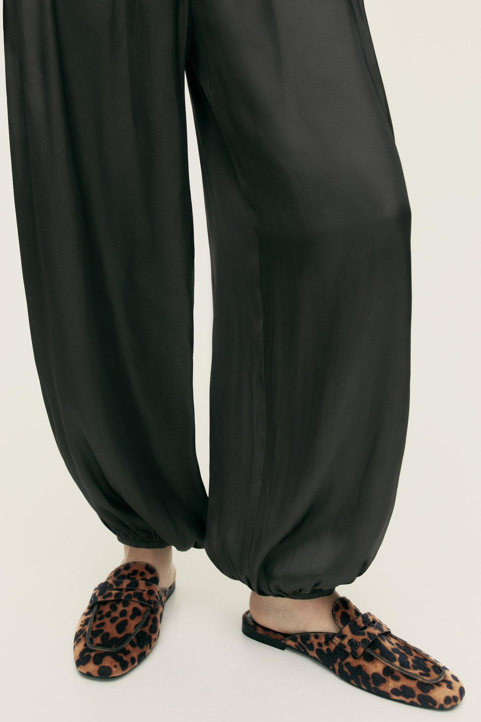 Loafer mules - Beige/Leopard print/Black - 3