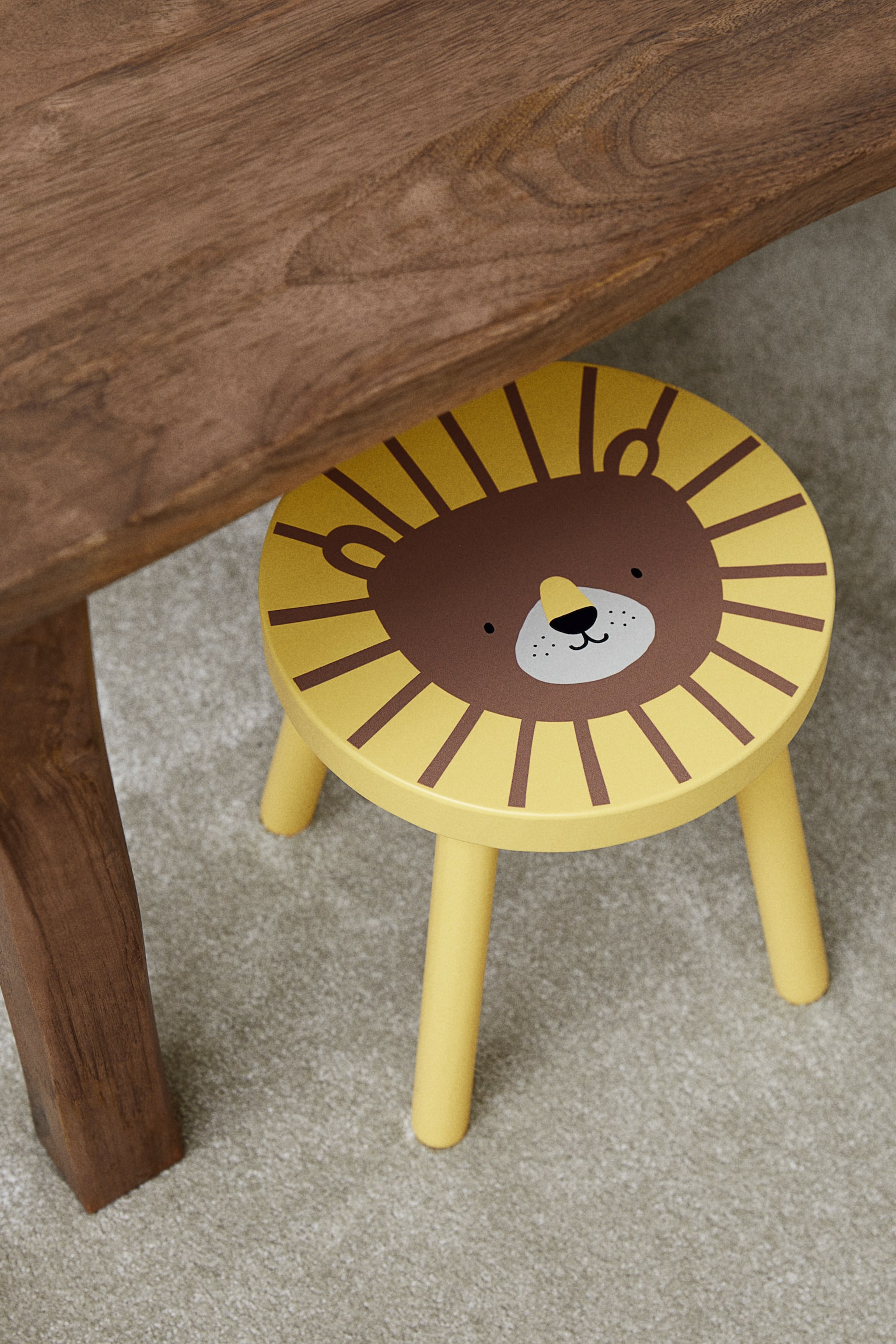 Children's stool - Yellow/Lion/Dark grey/Penguin - 2