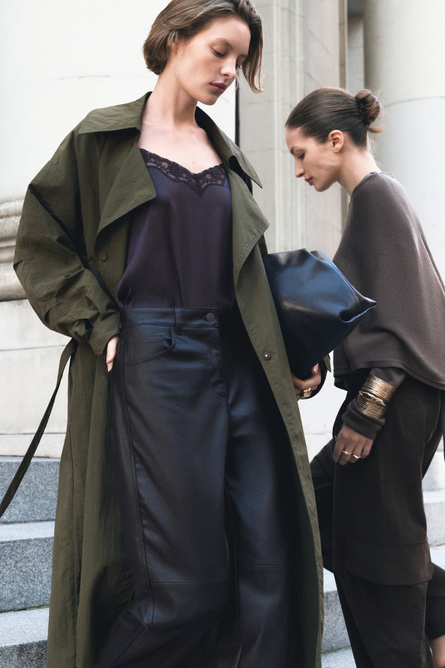 Barrel-leg coated trousers - Dark brown - 5