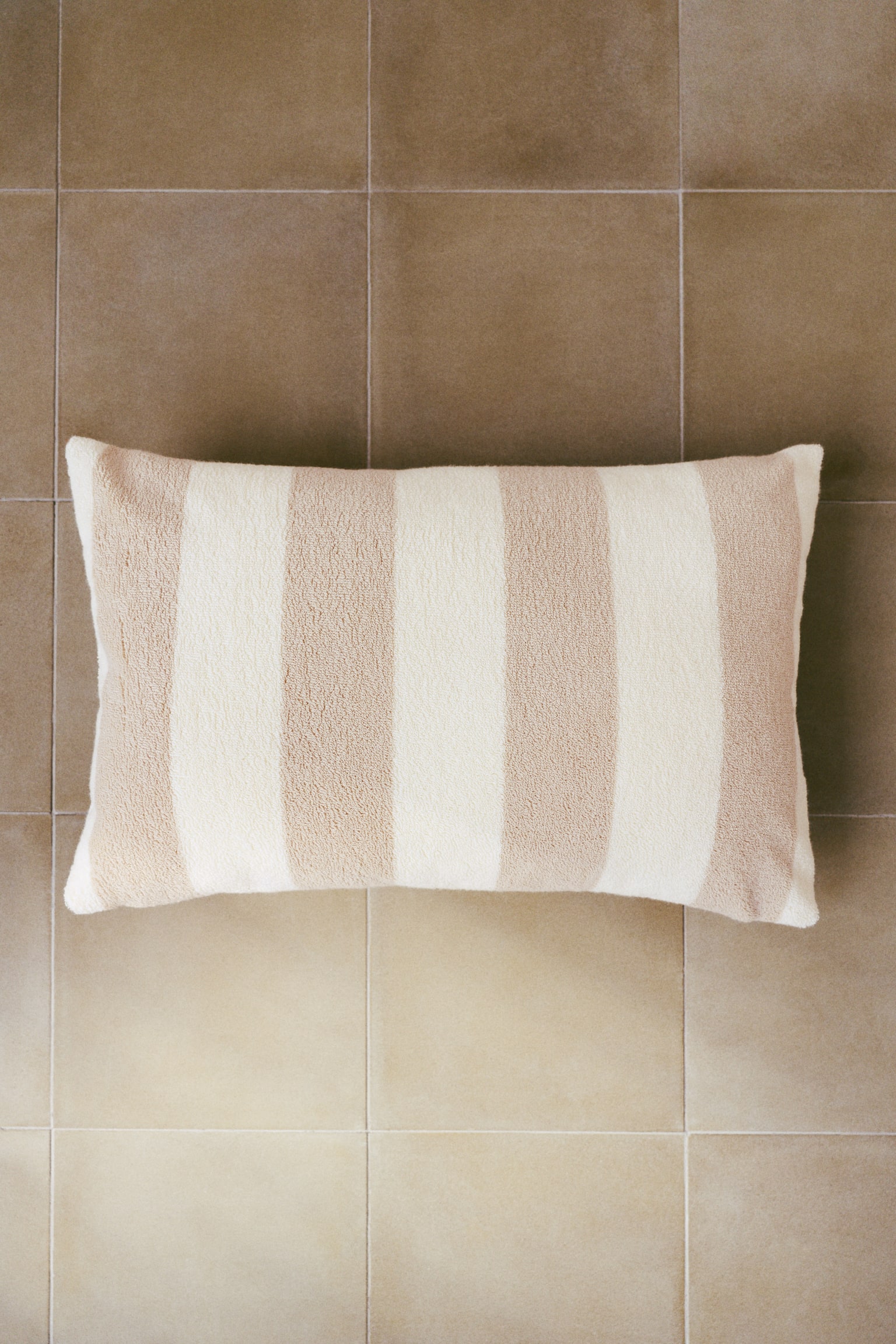 Terry beach cushion - Beige/Striped/White/Dark brown striped - 1