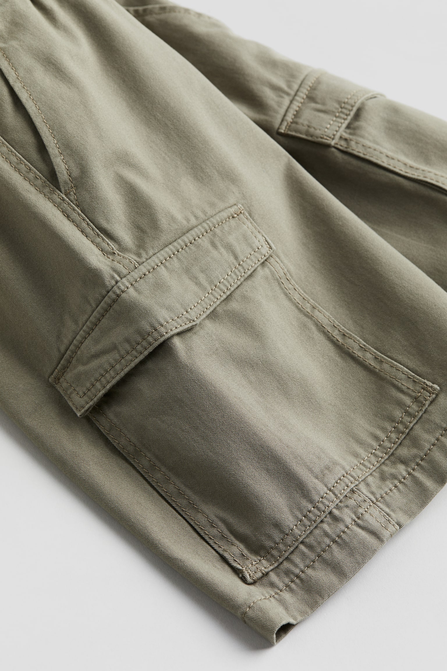 Twill cargo shorts - Khaki green/Dark beige/Black/Khaki green/Natural white - 7