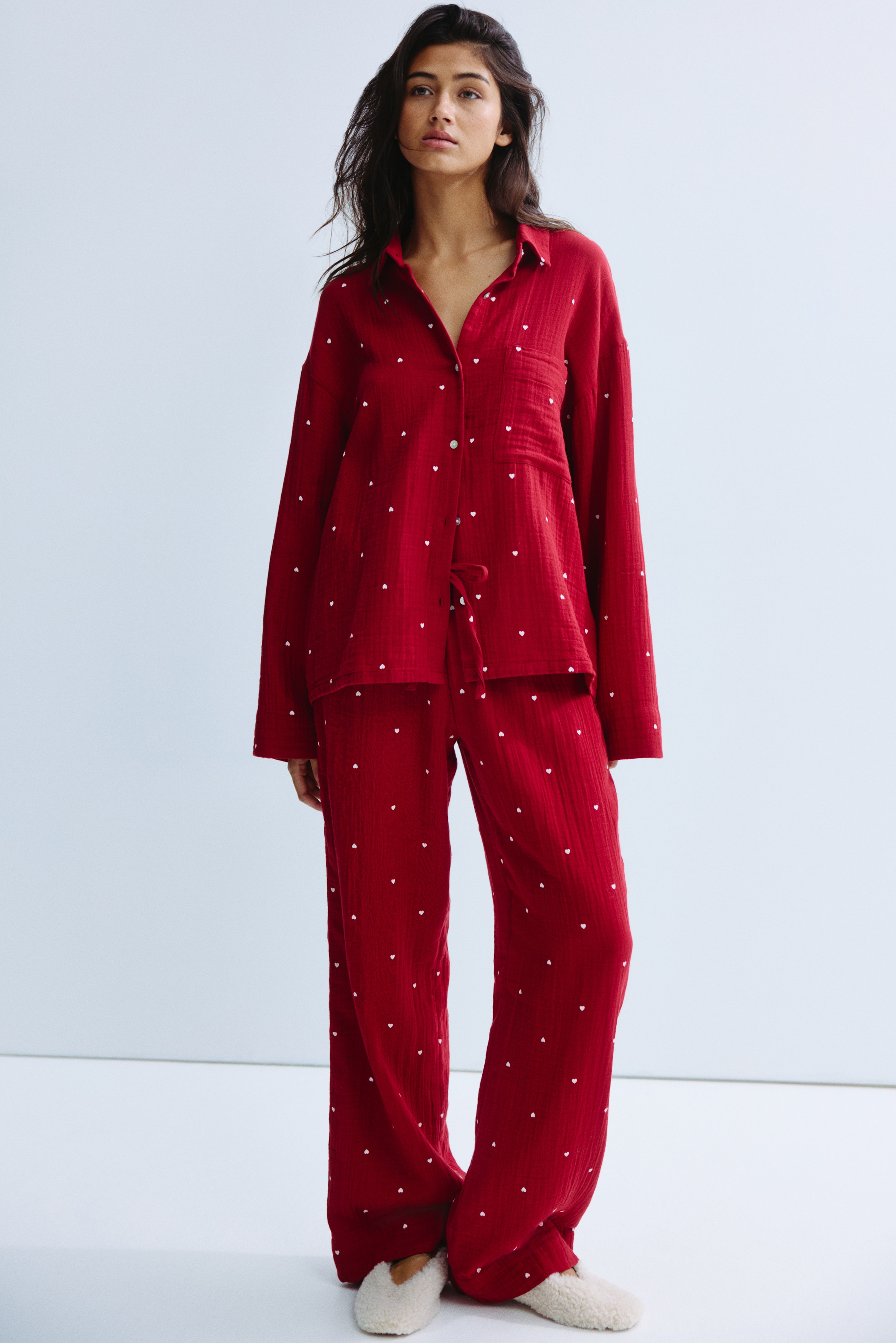 Femme - Pyjama en mousseline de coton Rouge foncé/cœurs - Size: XL  - H&M