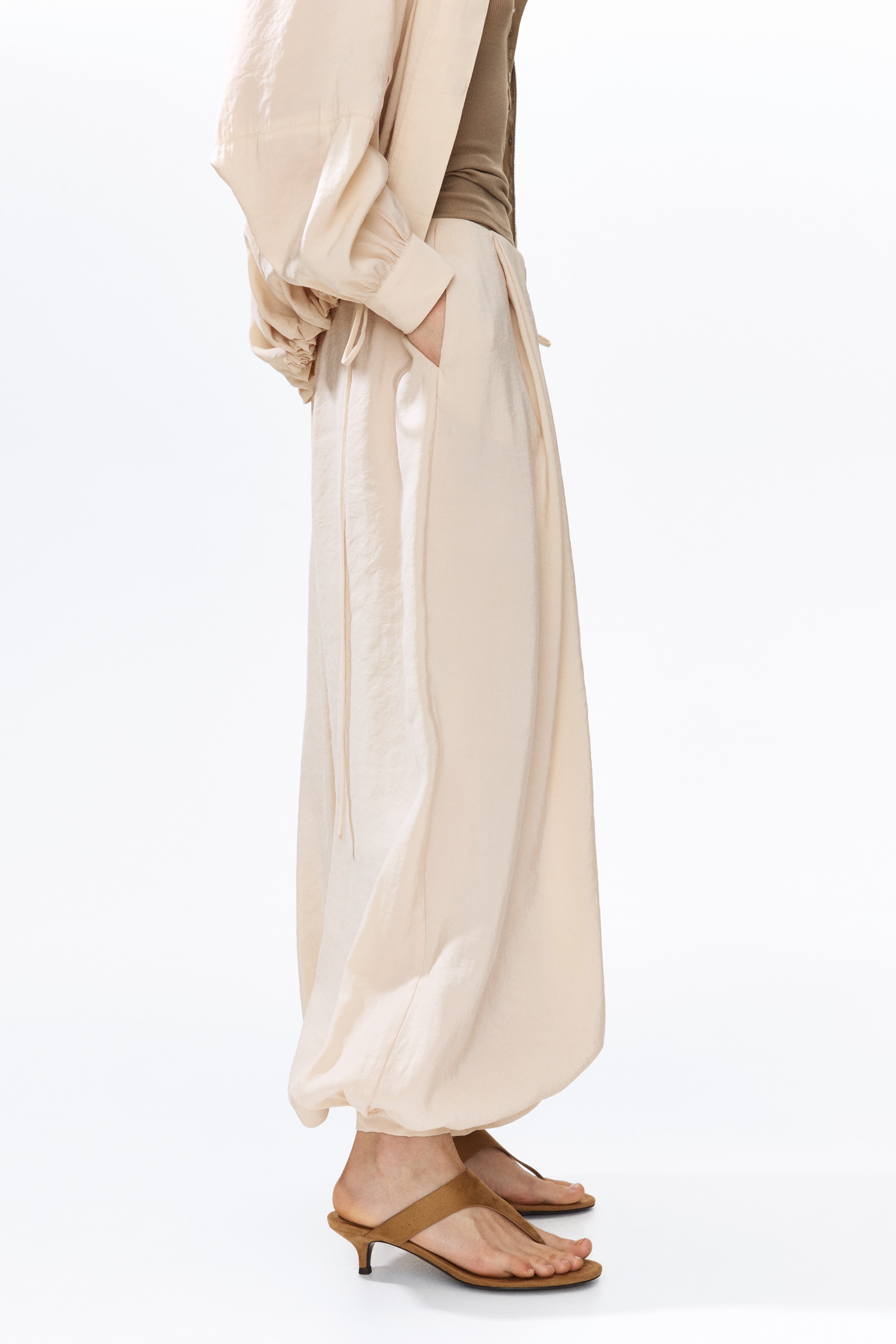 Balloon-leg modal trousers