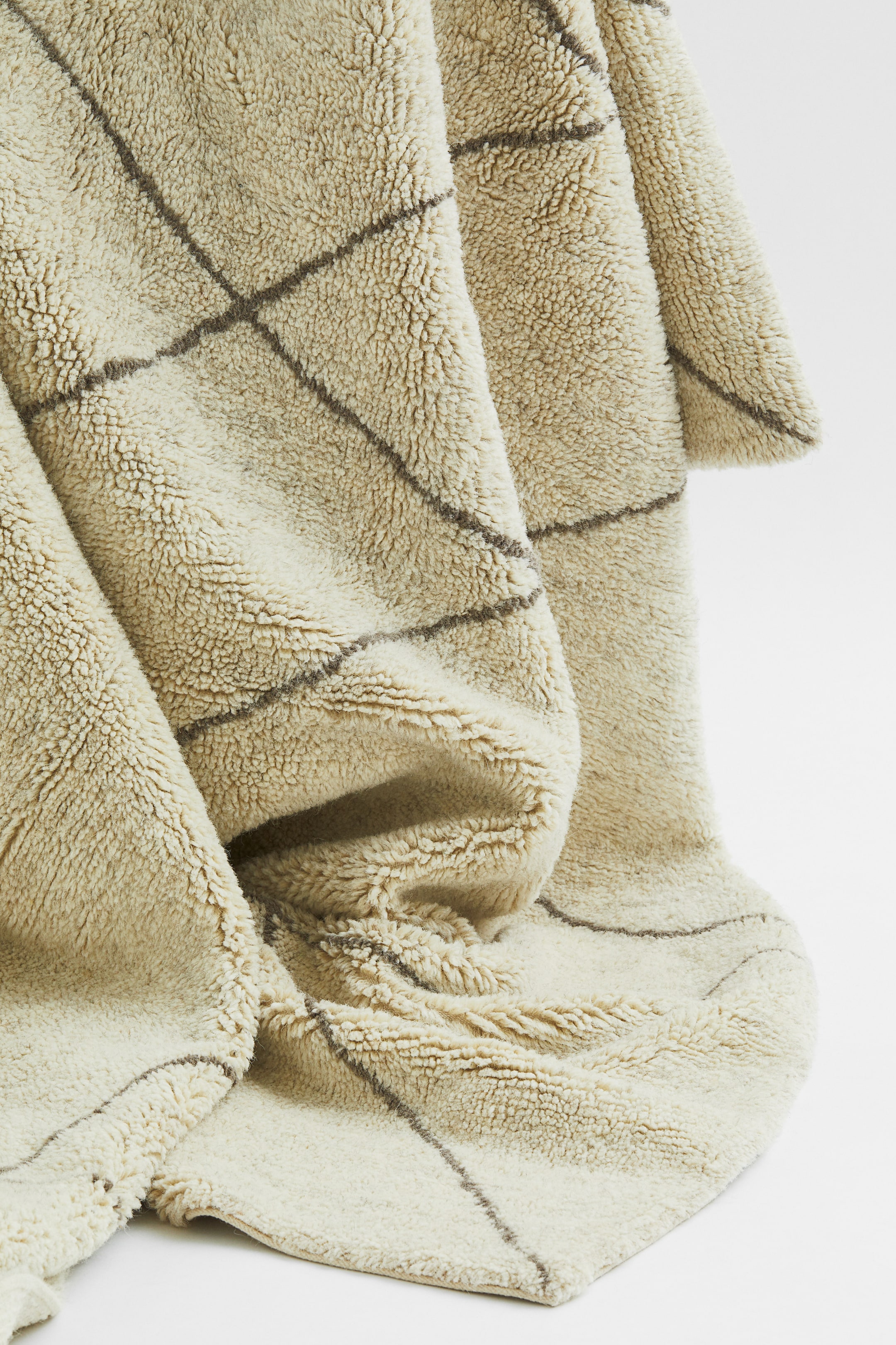 Büyük resmi görüntüle: Yün Karışımlı Büyük Kilim - Açık bej/Desenli - Home All | H&M TR 3