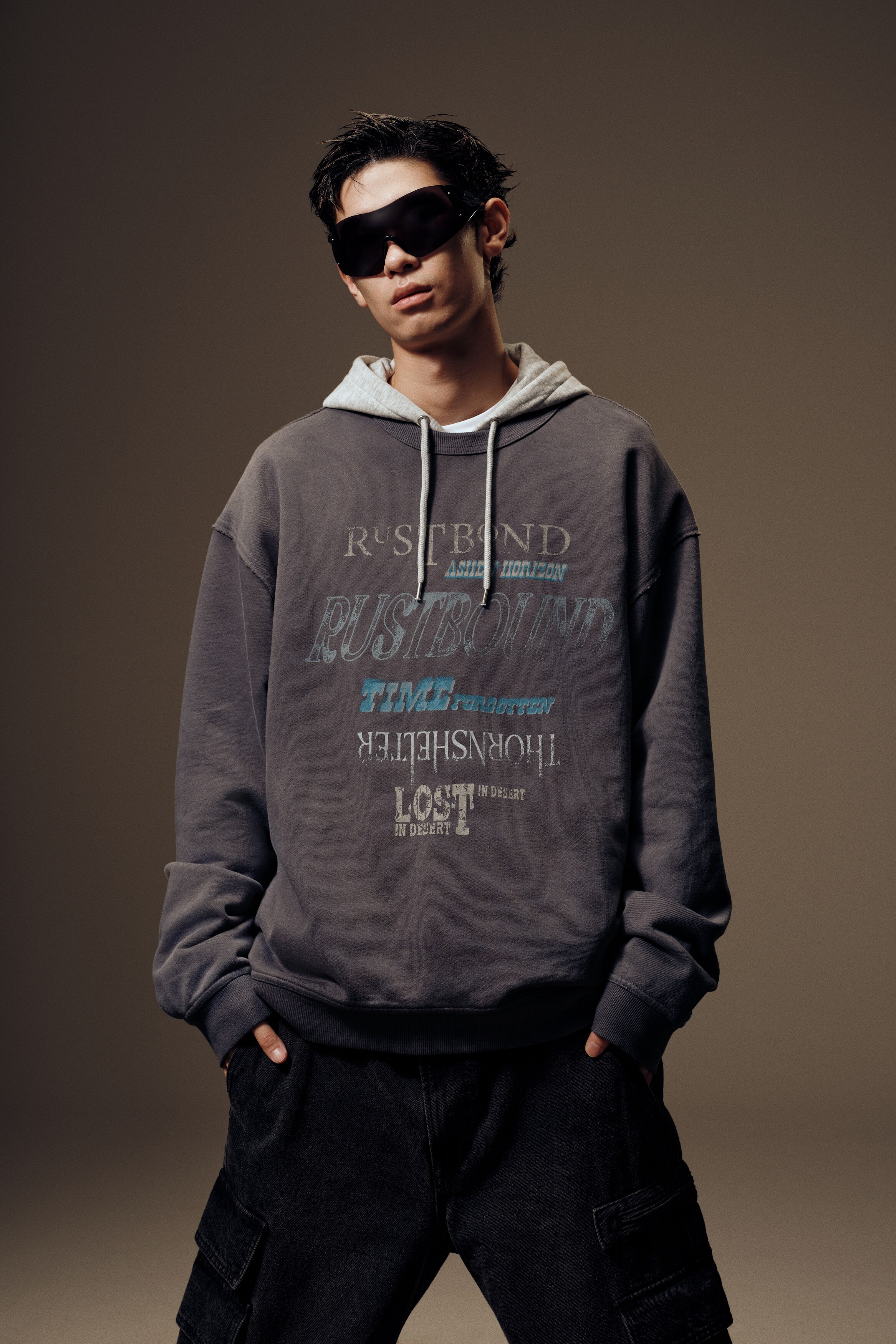 ルーズフィット プリントスウェットシャツ - ブラック - Men