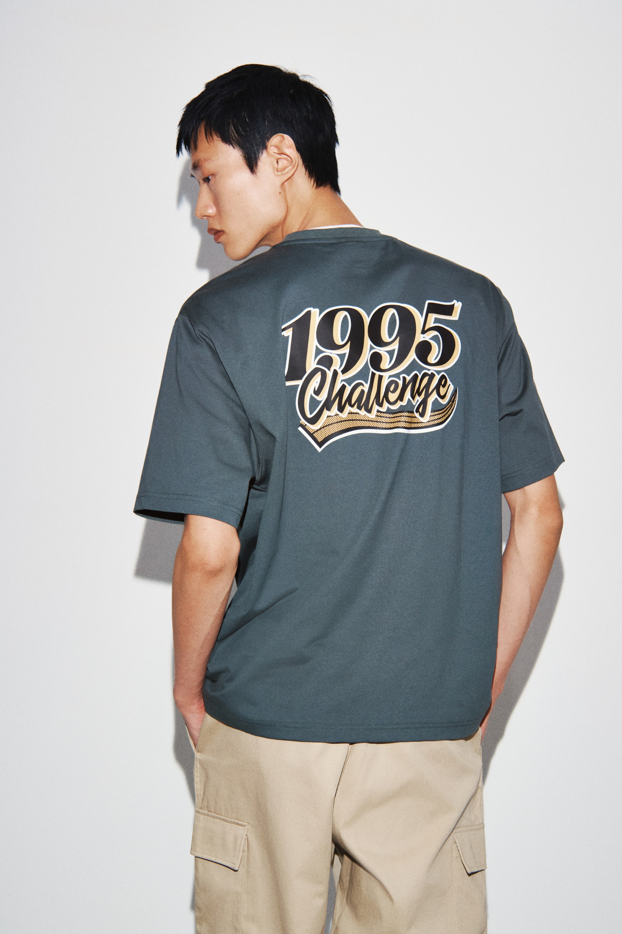 Xem ảnh lớn hơn: Áo thun cotton in hình - Màu xanh lá đậm/Downhill - Men | H&M VN 1