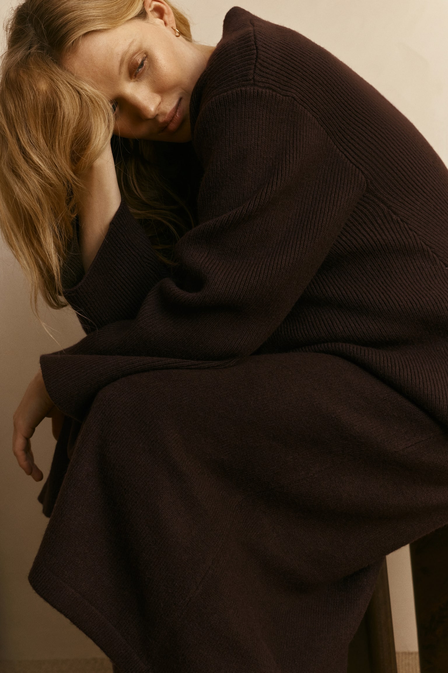 MAMA Falda tejida con vuelo - Café oscuro - 6