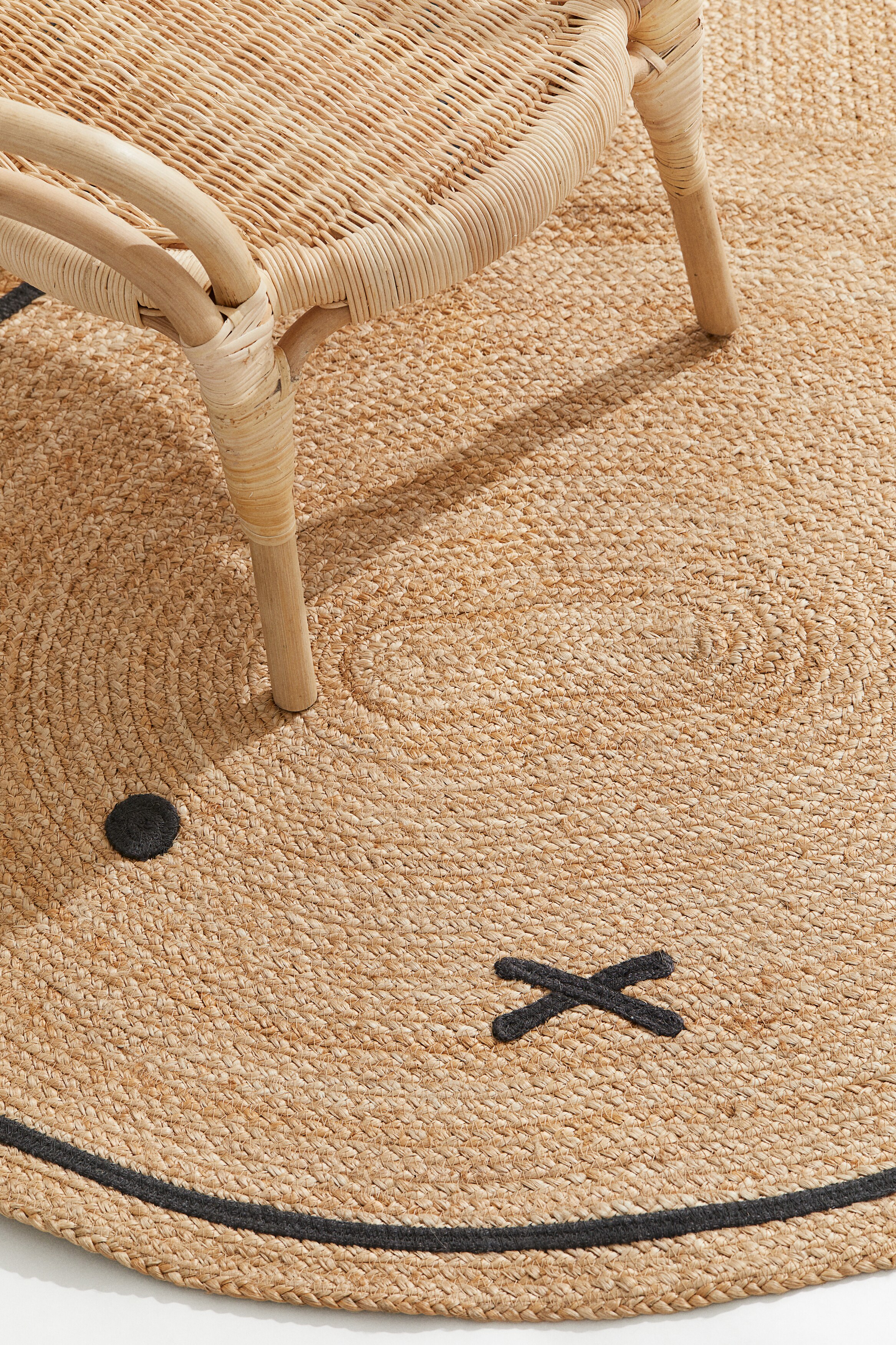 Rabbit-Shaped Jute Rug - Beige/rabbit - Home All | H&M US
