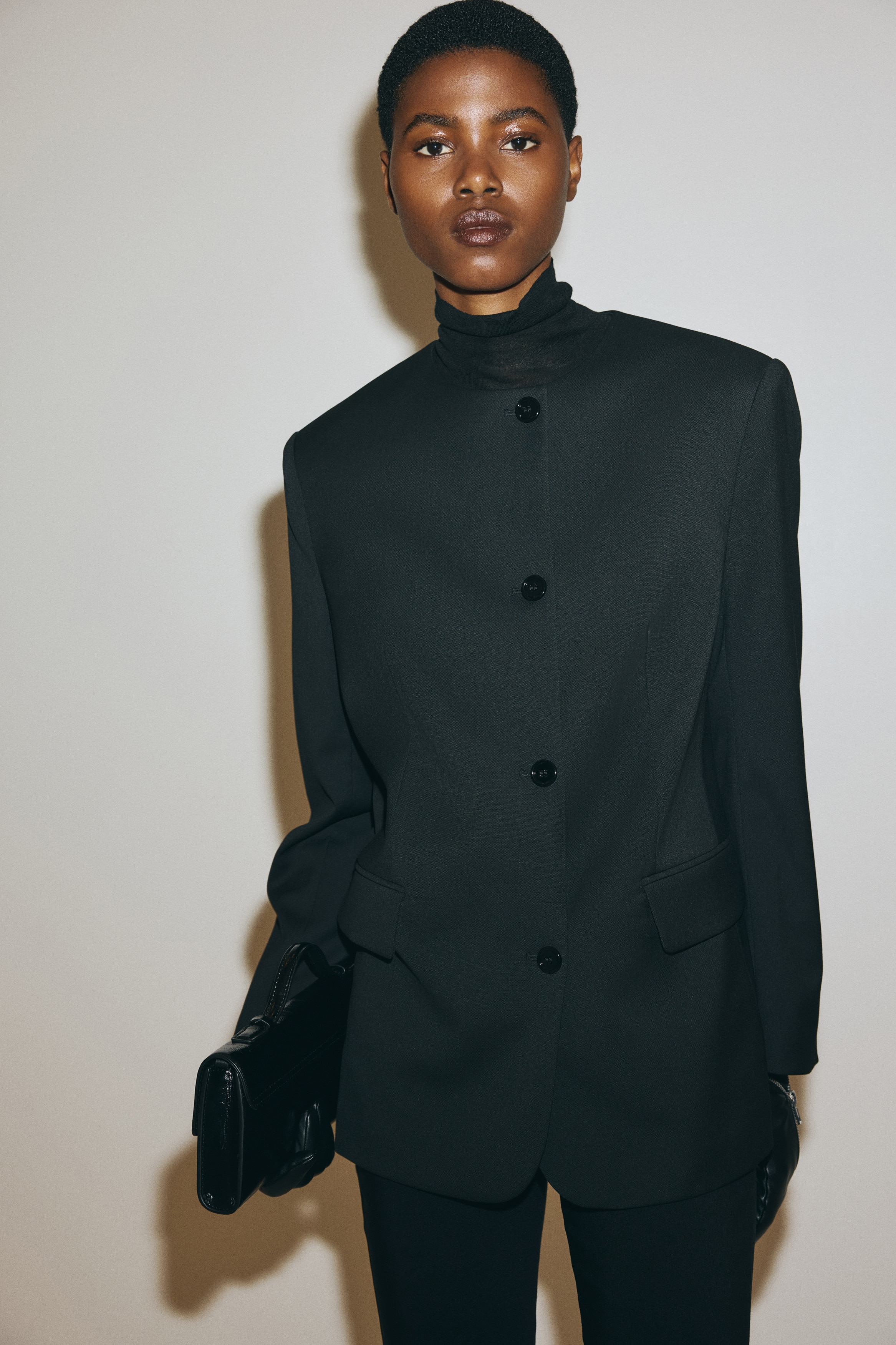 Collarless blazer