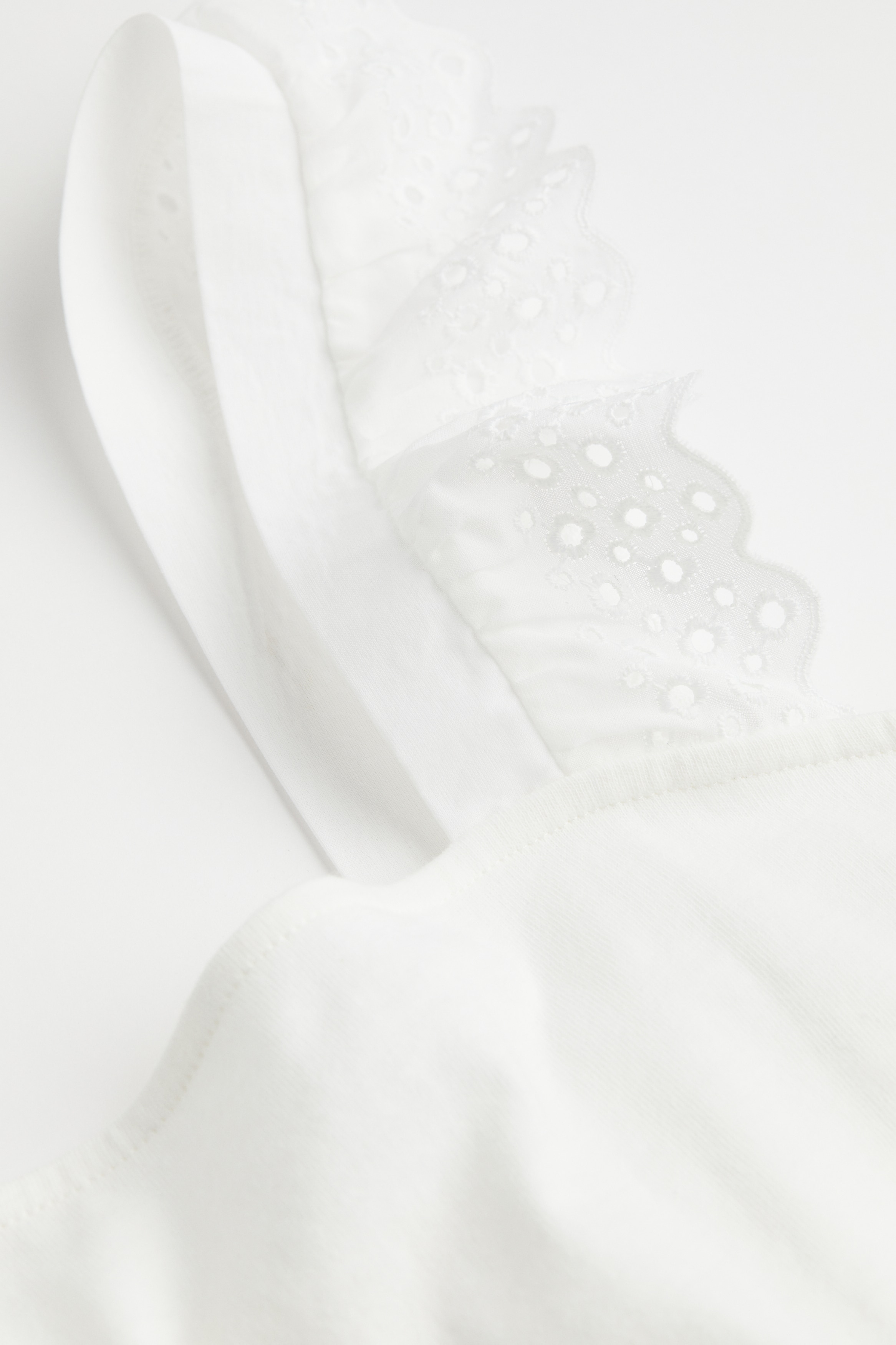 Flounce-trimmed cotton top