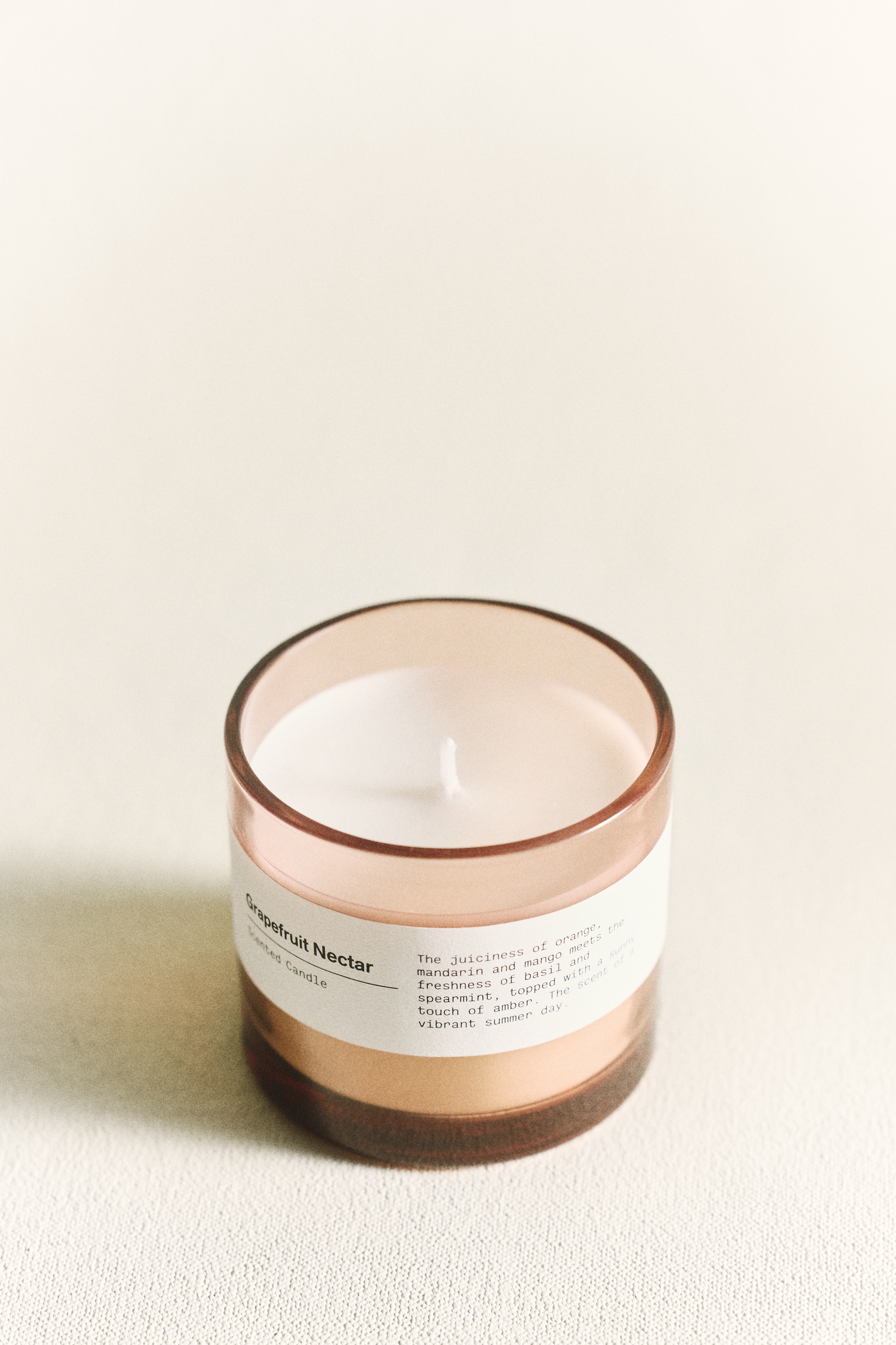 Scented Candle in Glass Holder - Grapefruit Nectar/Yuzu Blossom/Sage Serenity/Sublime Patchouli/Crisp Cotton