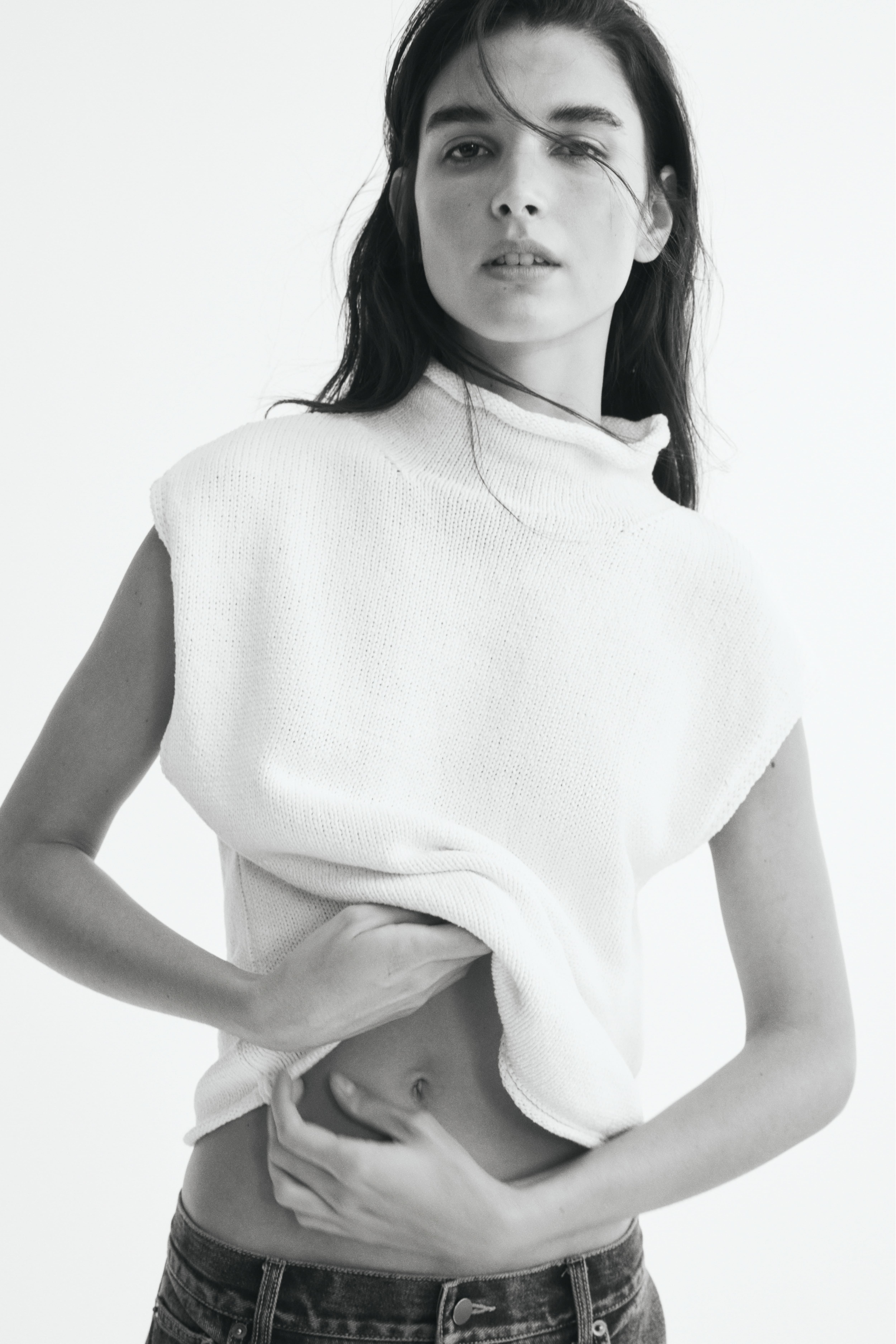 Rolled-Edge Mock Turtleneck Sweater Vest
