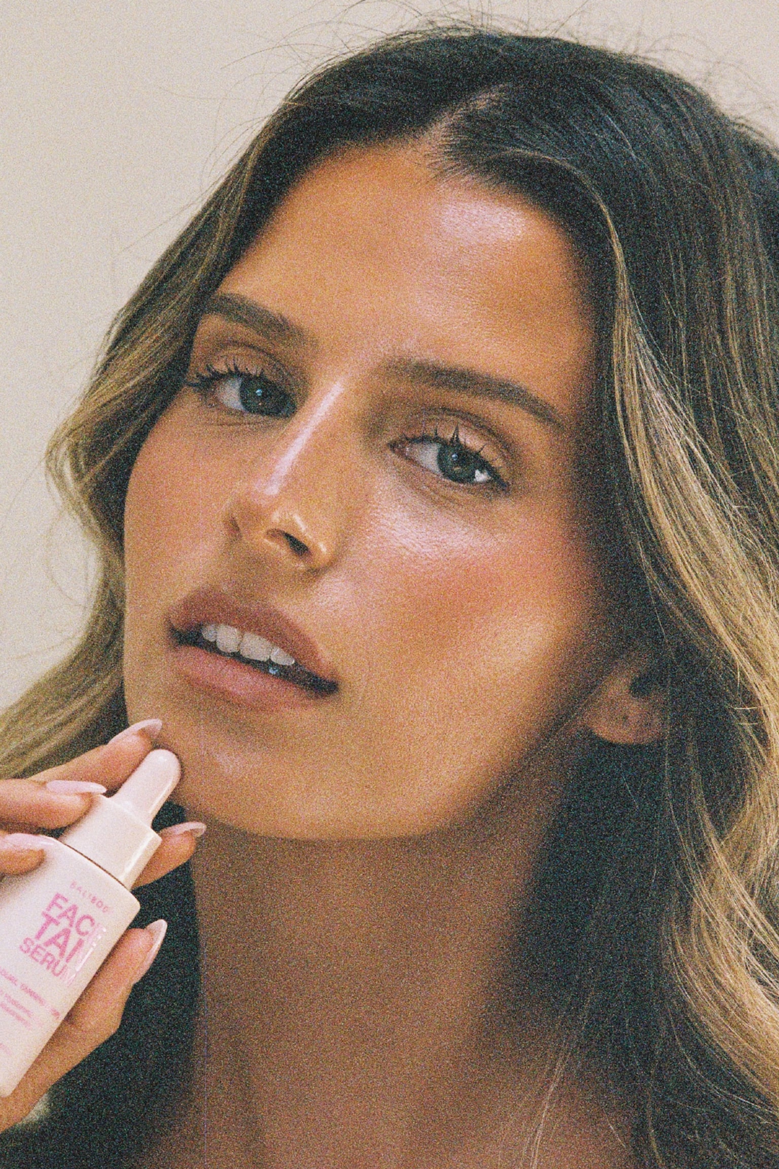 Face Tan Serum - No Colour - 4