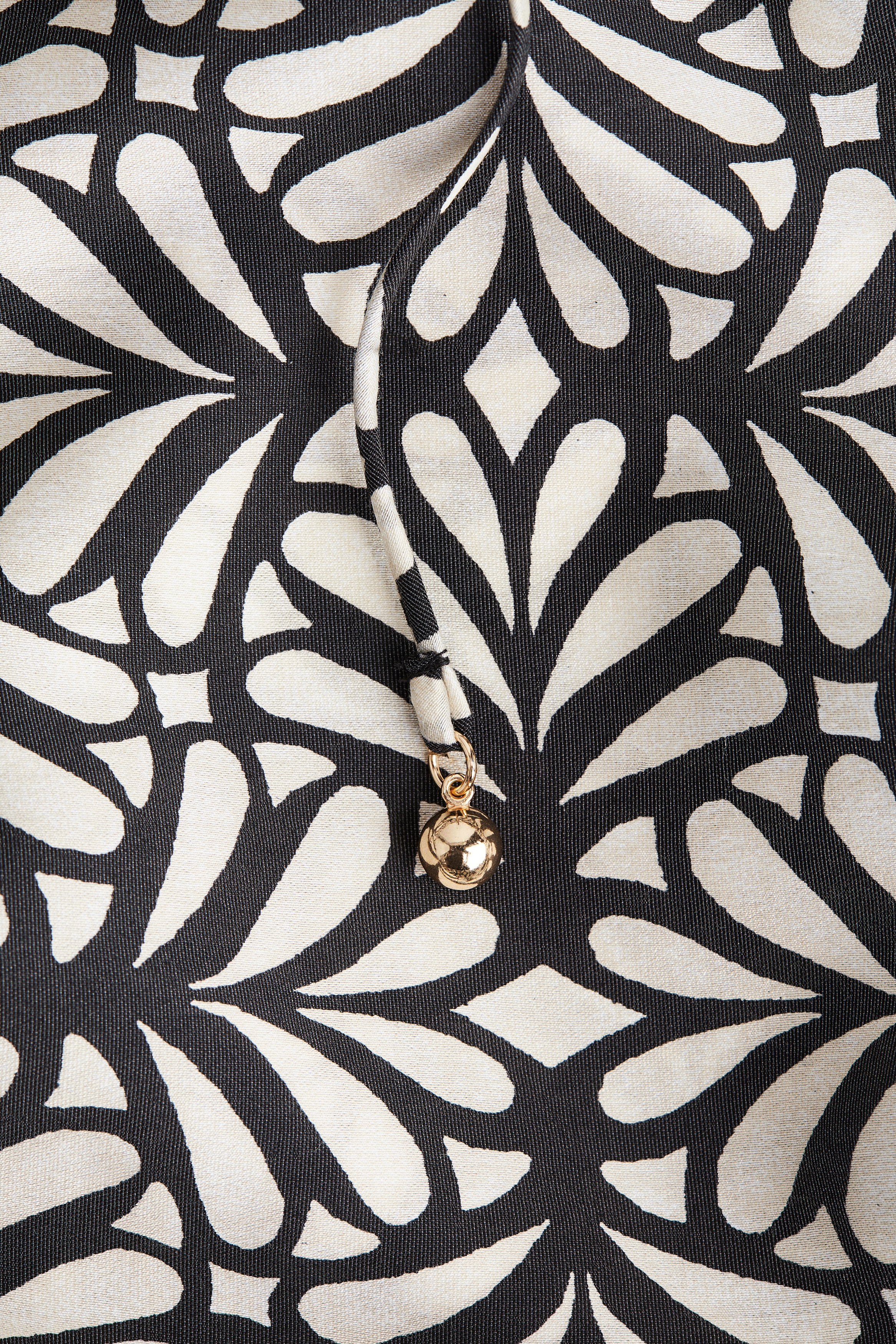 Tie-detail dress