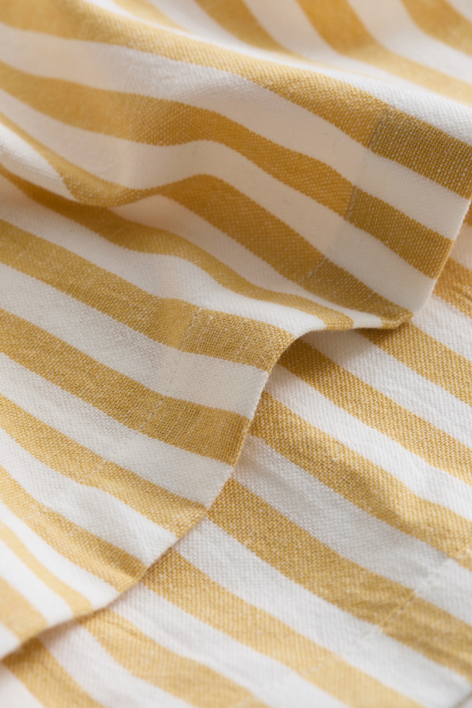 Linen-blend tablecloth - Yellow/Striped/Khaki green/Striped/Yellow/Gingham check/Dark brown/Gingham check/Khaki green/Gingham check/Light pink/Striped/Orange/Striped/Beige/Gingham check/Light pink/Gingham check/Orange/Gingham check/Dark brown/Striped/Beige/Striped - 3