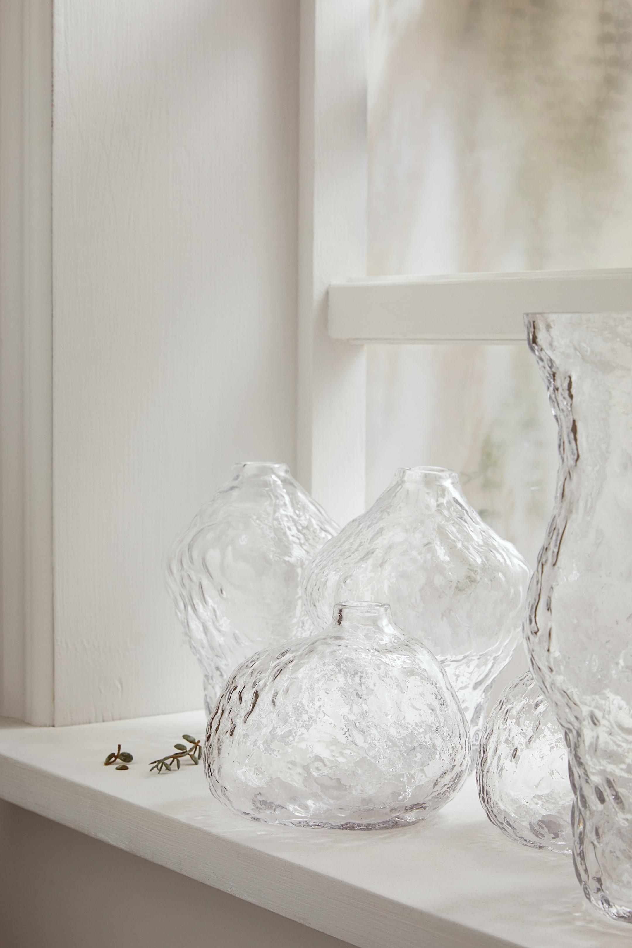 View larger image: Large glass vase - Clear glass - Home All | H&M IE 1