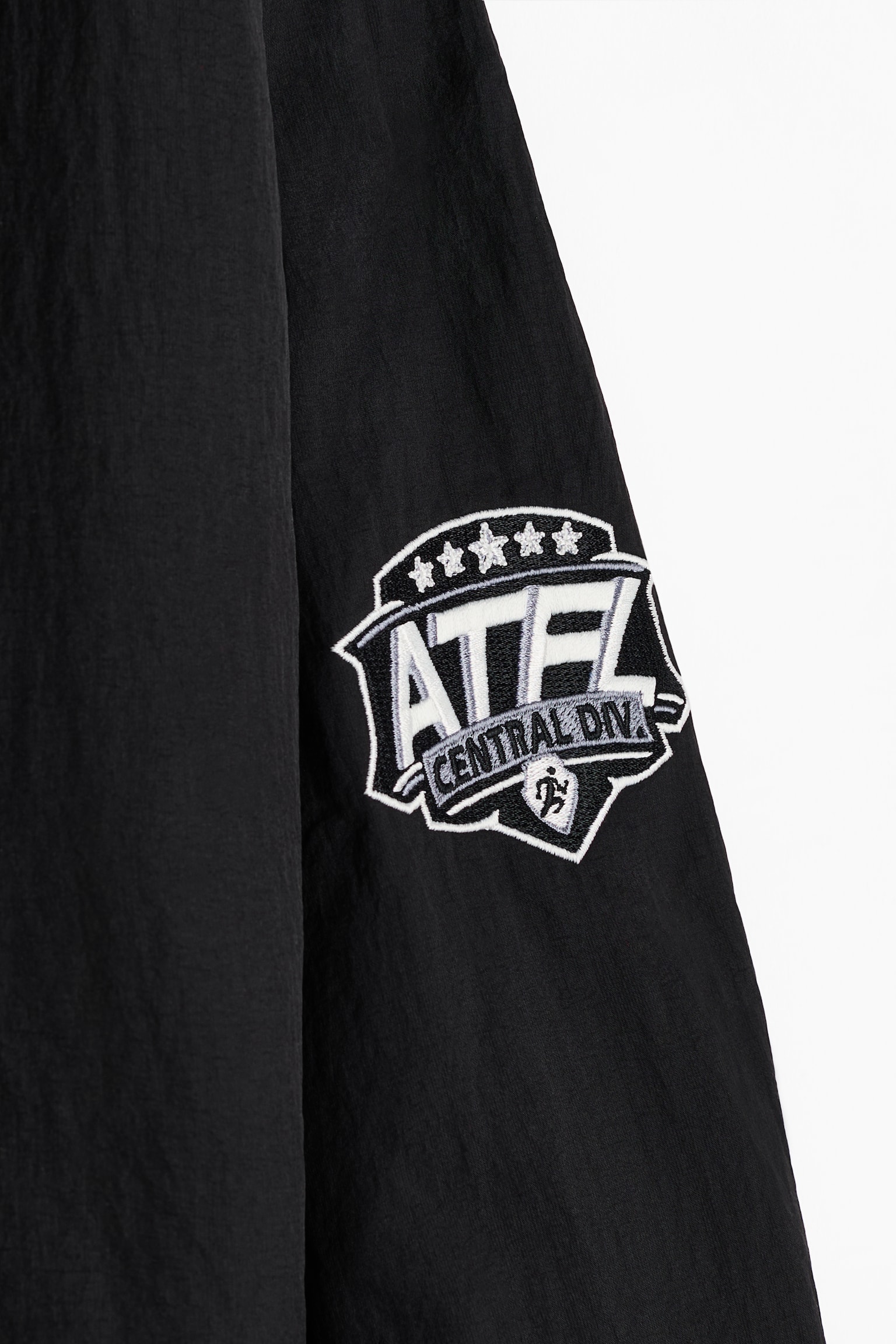 Dolgulu Naylon Rüzgarlık - Siyah/Team Meadows - 9