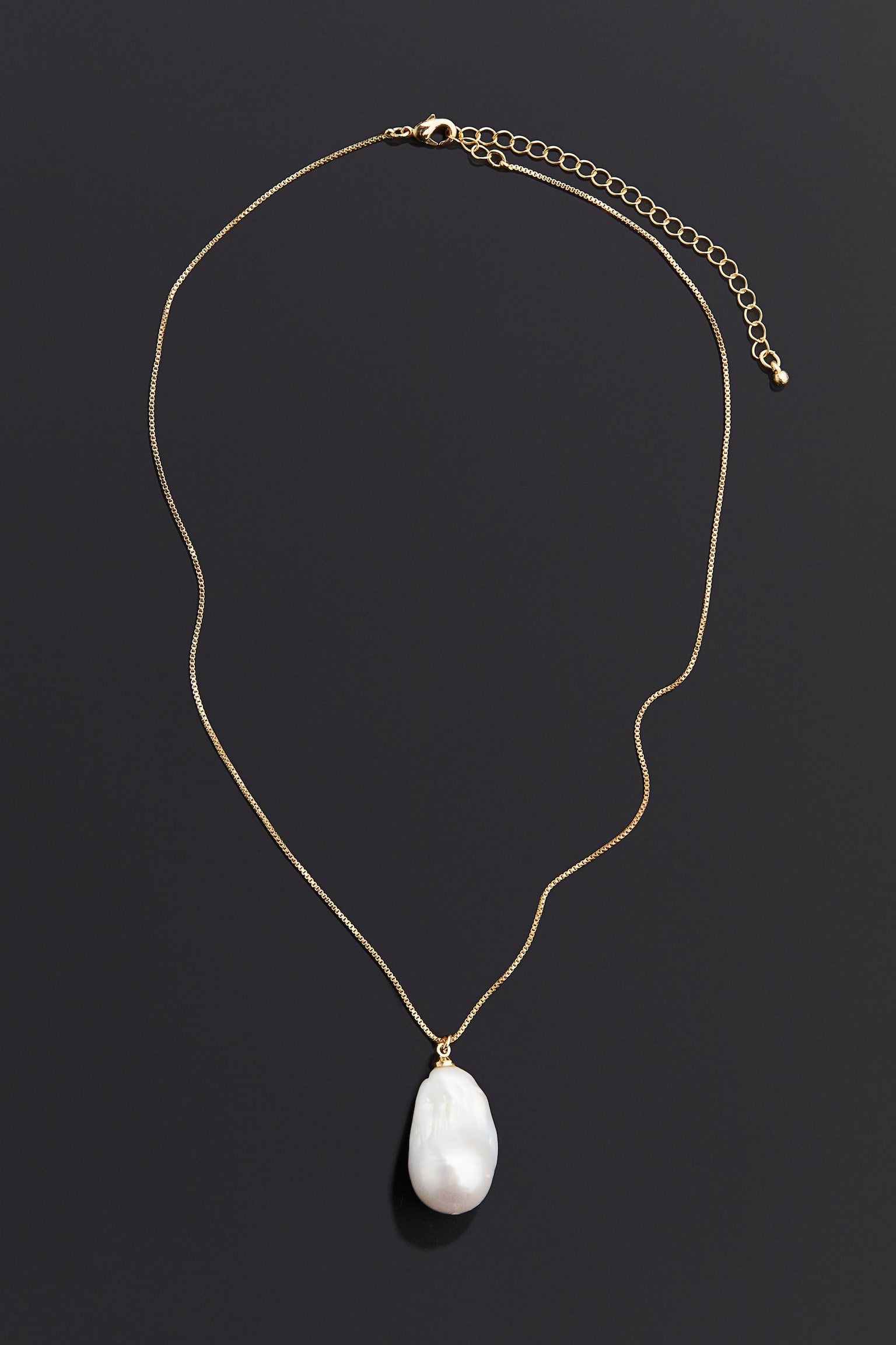 Gold-plated pearl pendant necklace - Gold-coloured/White - 1