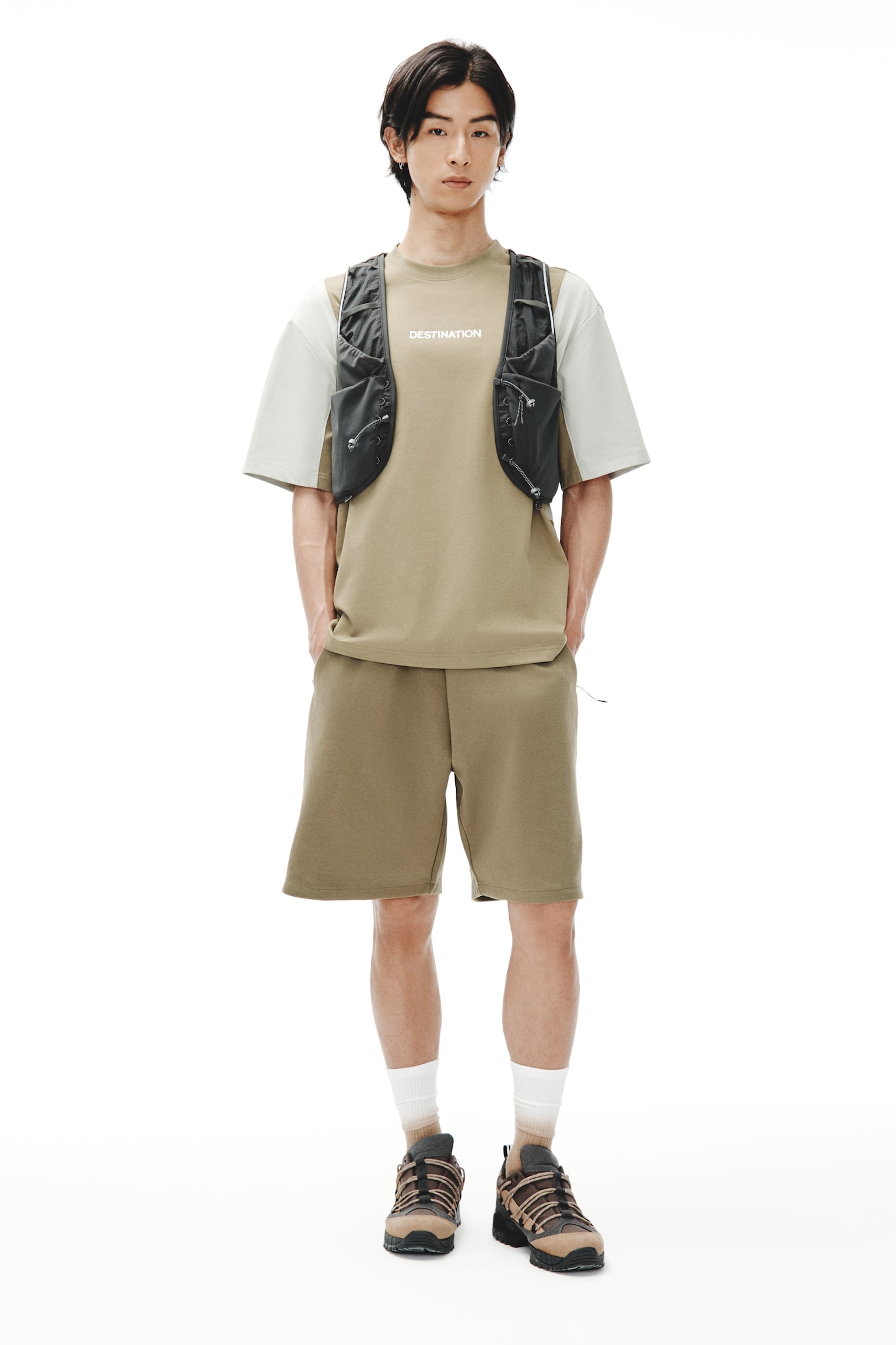 Quần short interlock Loose Fit - Màu xanh kaki/Xanh kaki nhạt - 1