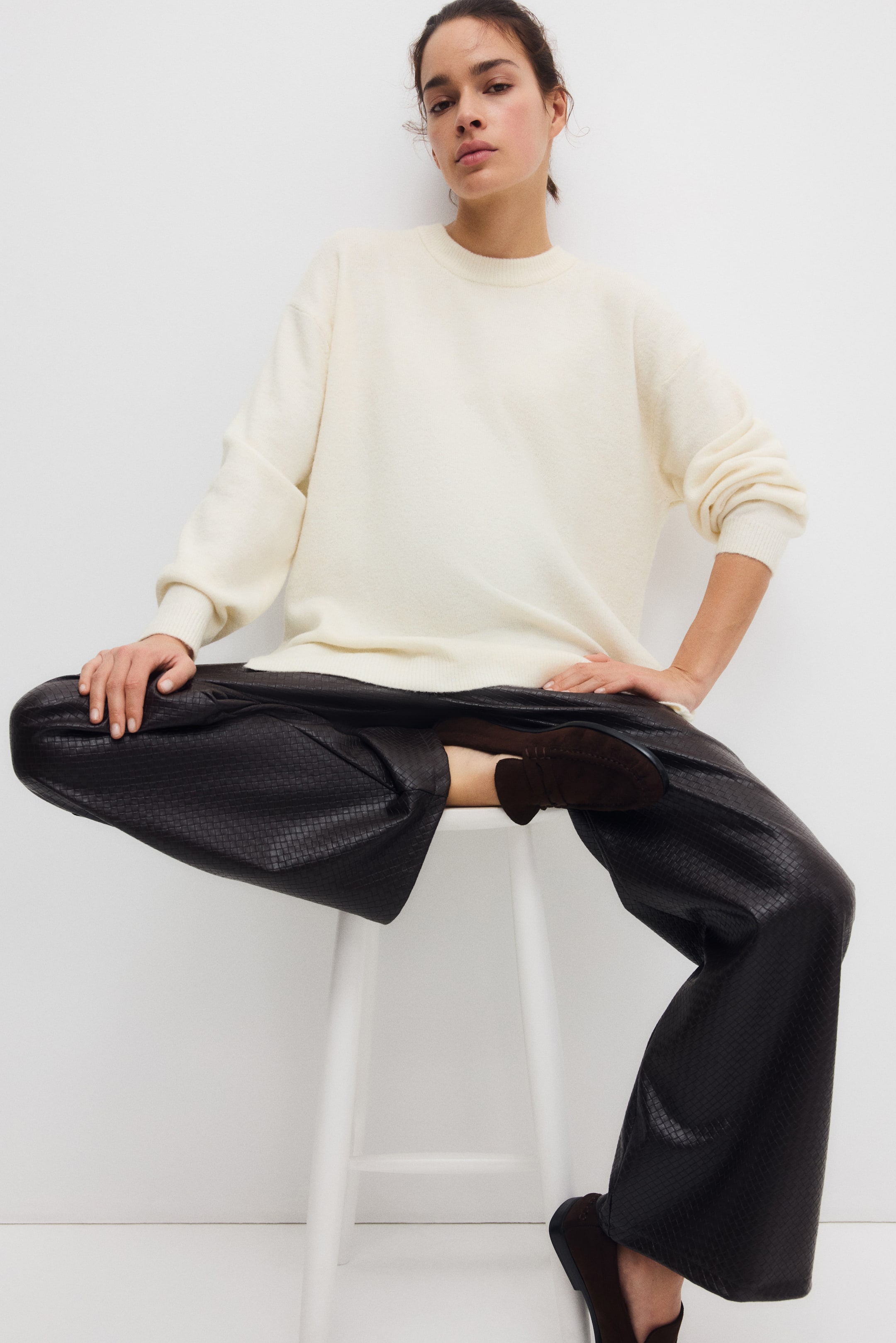 View larger image: MAMA Slit-Hem Sweater - Cream - Ladies | H&M US 2