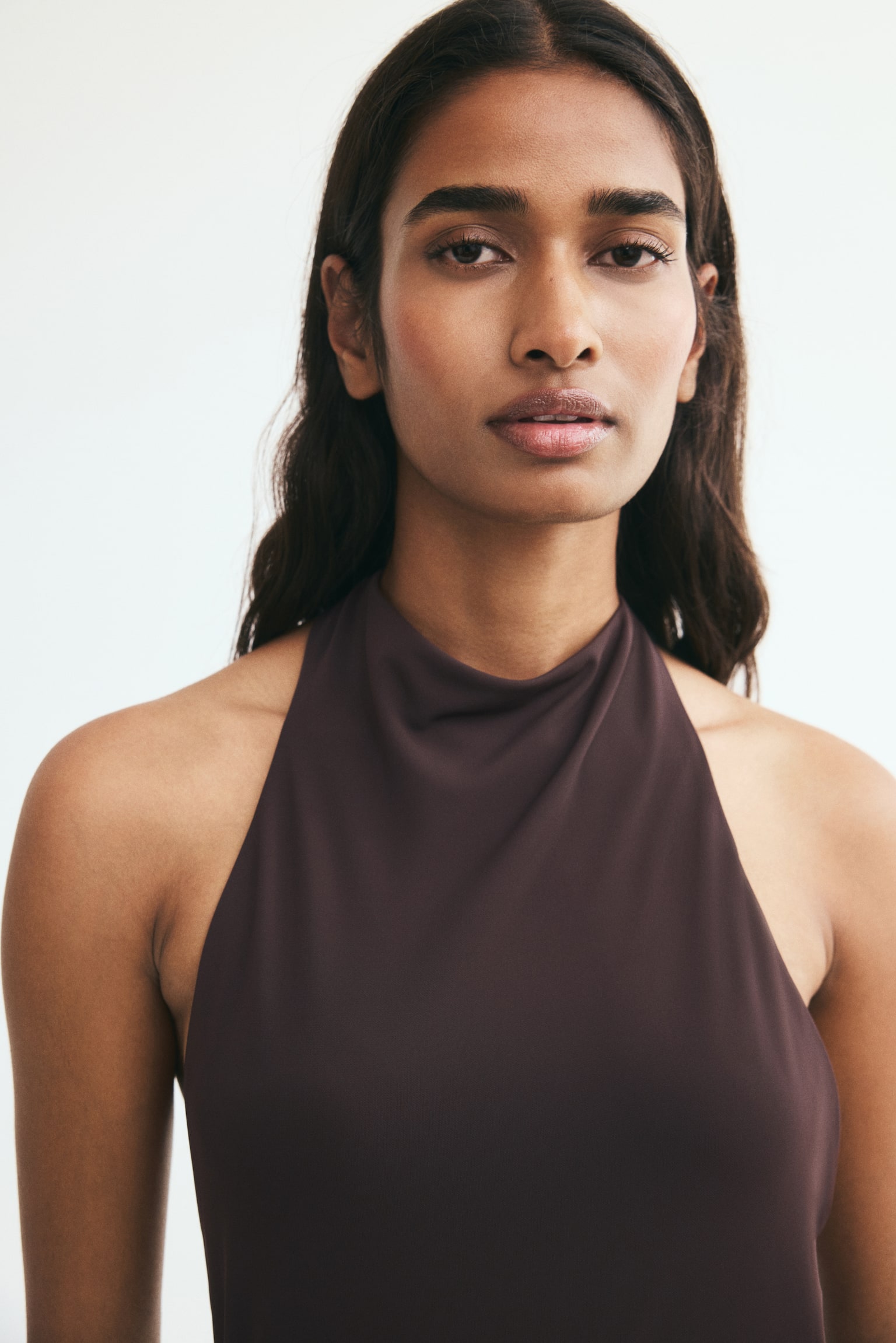 Женское платье H&M Draped Halterneck, цвет: Тёмный коричневый — фото 3