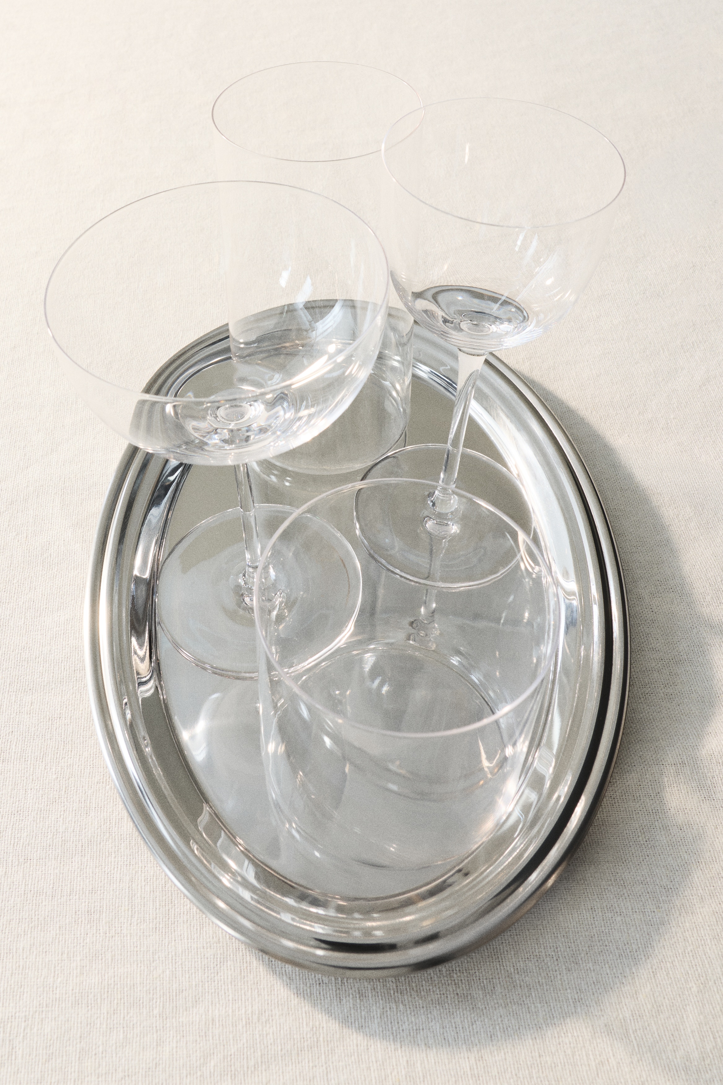 Oval stainless steel tray - Silver-coloured