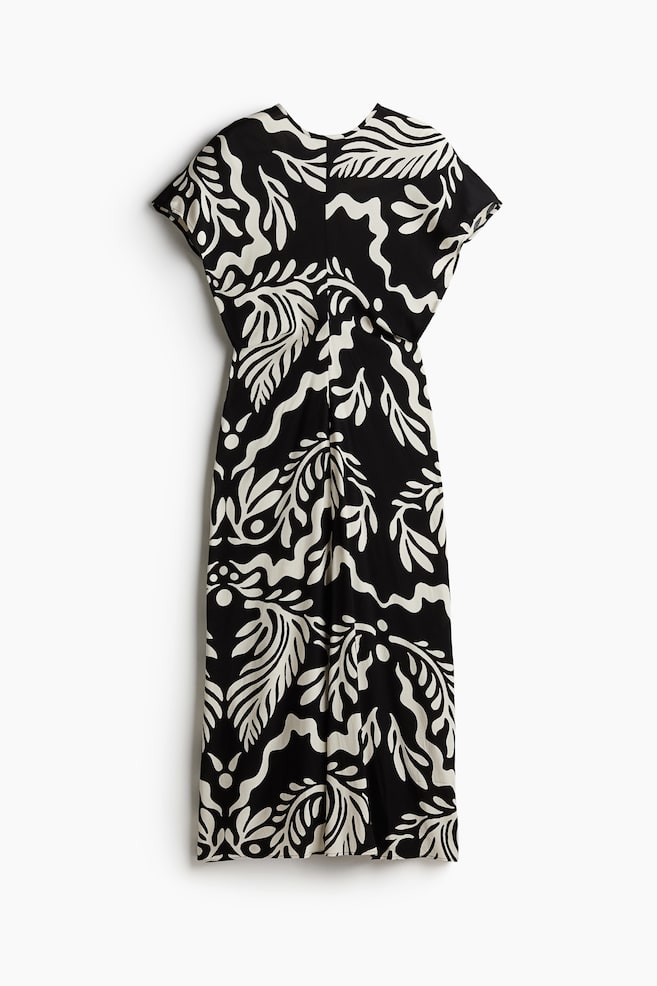 Getailleerde jurk - Zwart/wit dessin/Wit/bloemen/Beige/luipaarddessin/Donkerbruin - 1