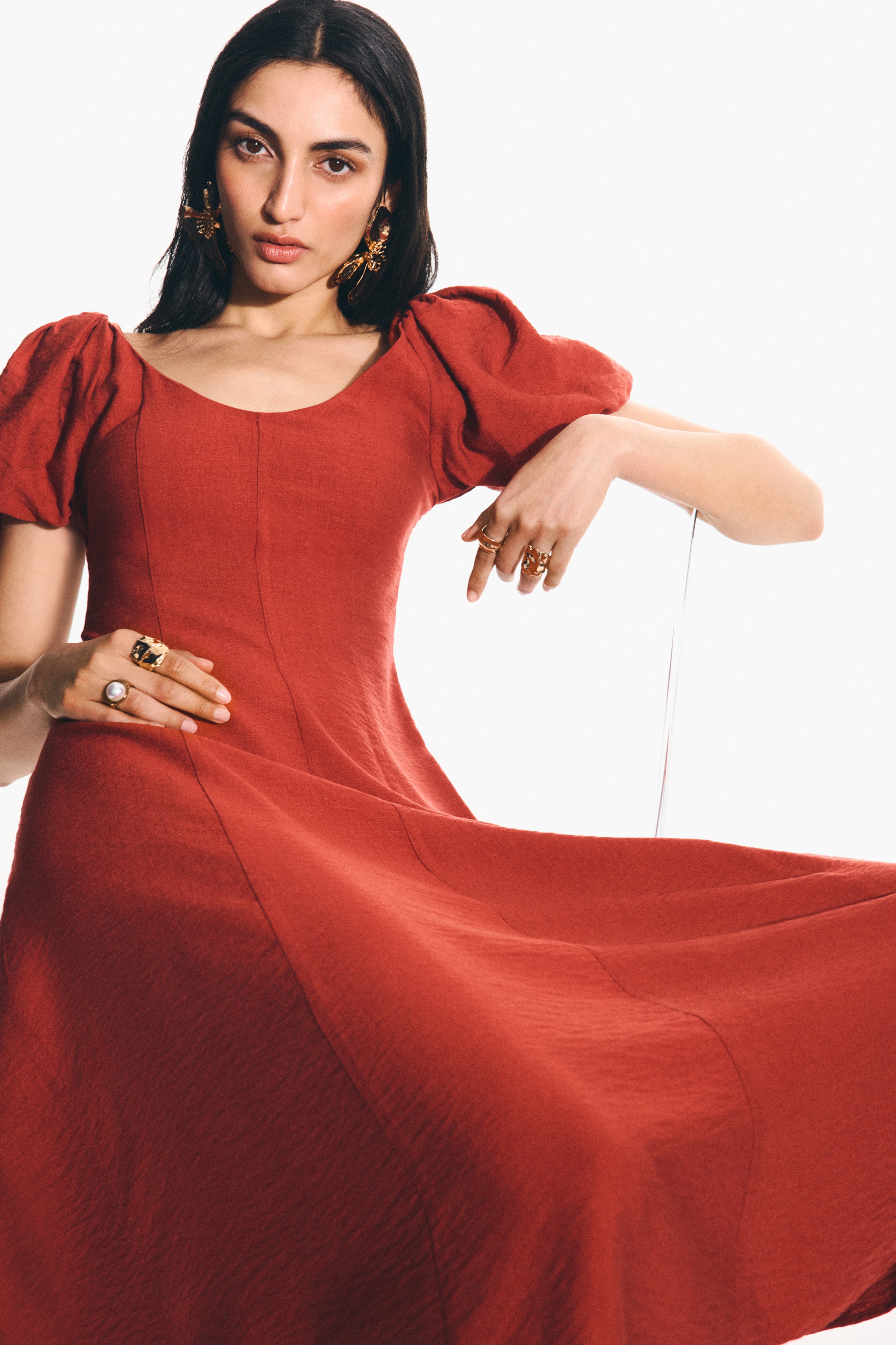 Balloon-sleeved dress - Red/Cream/Patterned