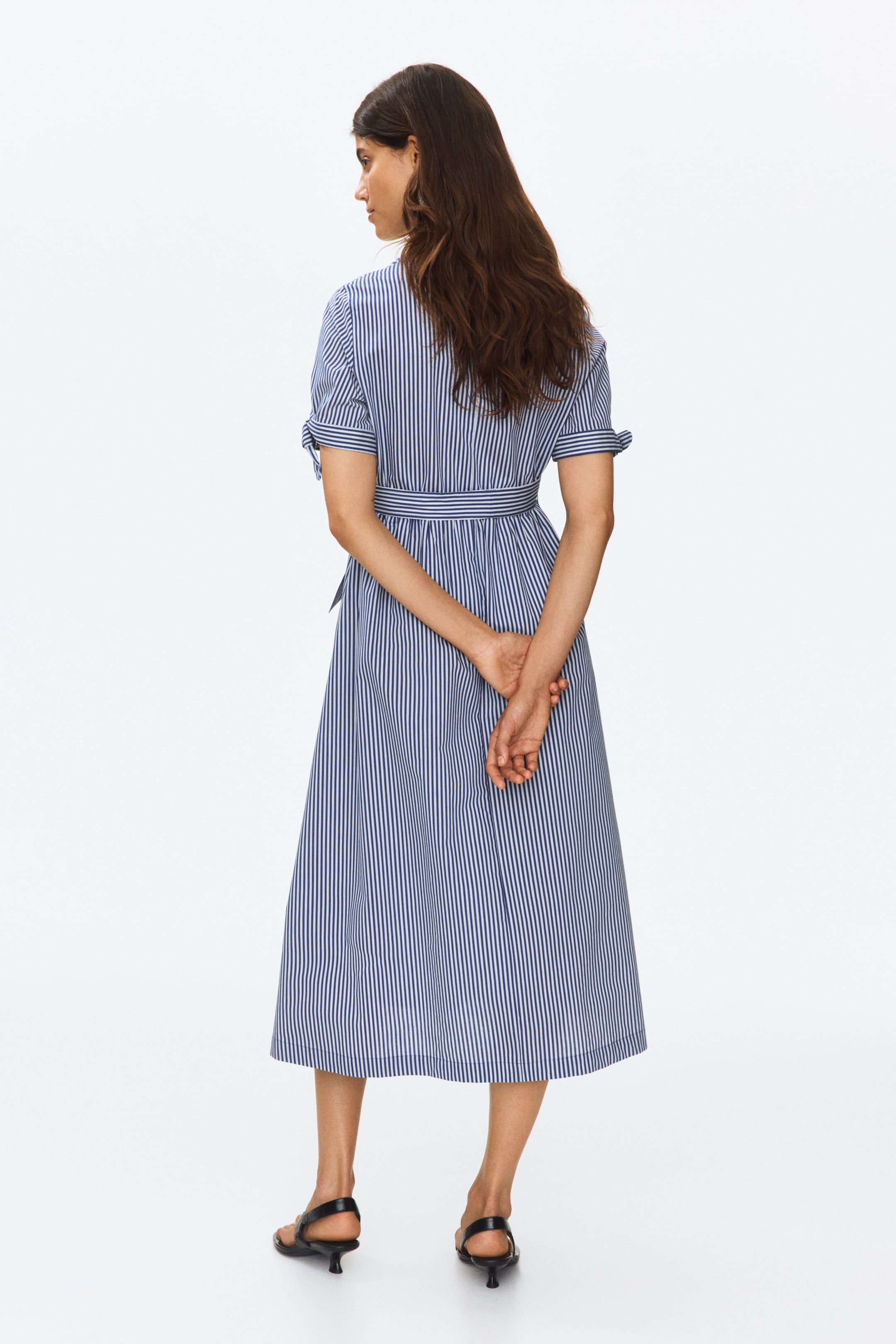 Robe chemise MAMA à manches courtes