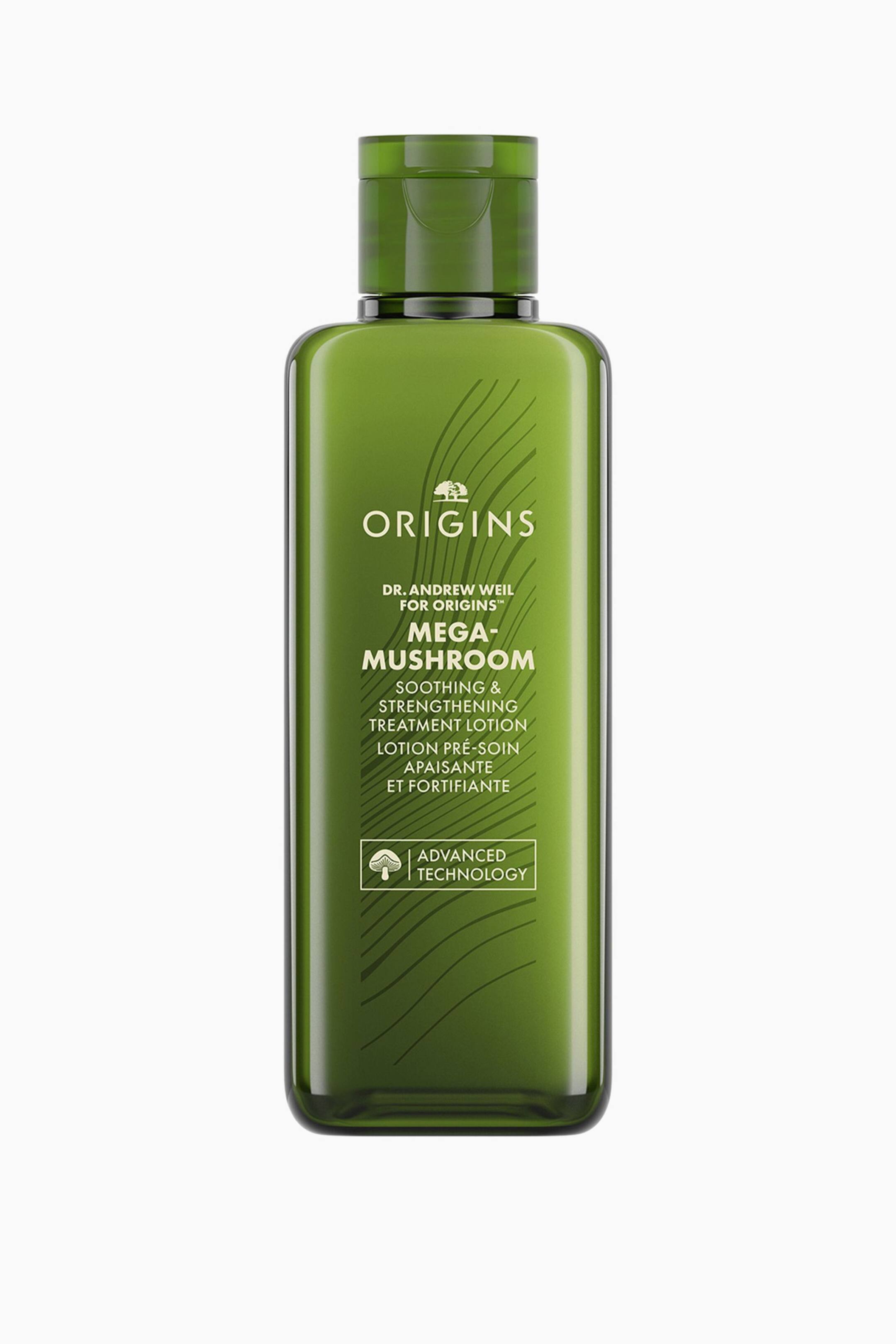 Visa större bild: En flaska av Origins Mega-Mushroom Soothing & Strengthening Treatment Lotion står upprätt och vänd framåt. Den mörkgröna, rektangulära flaskan har en ljusare grön flip-top-kork och vit text som anger produktnamnet och "Advanced Technology" tillsammans med en svampikon.