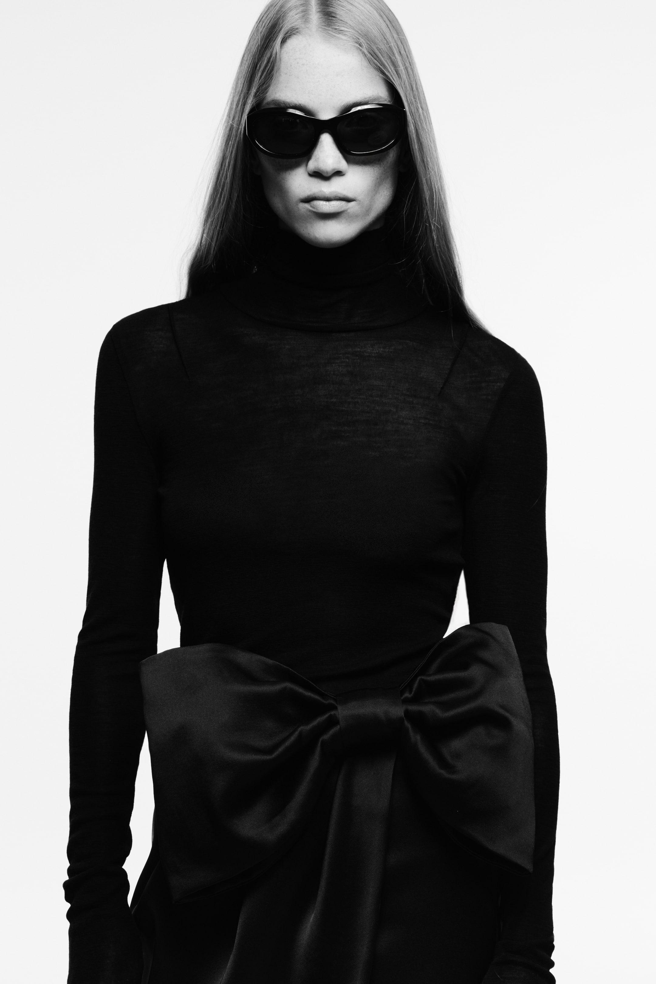 Ver imagen más grande: Falda de satén con lazo - Negro - MUJER | H&M ES 2