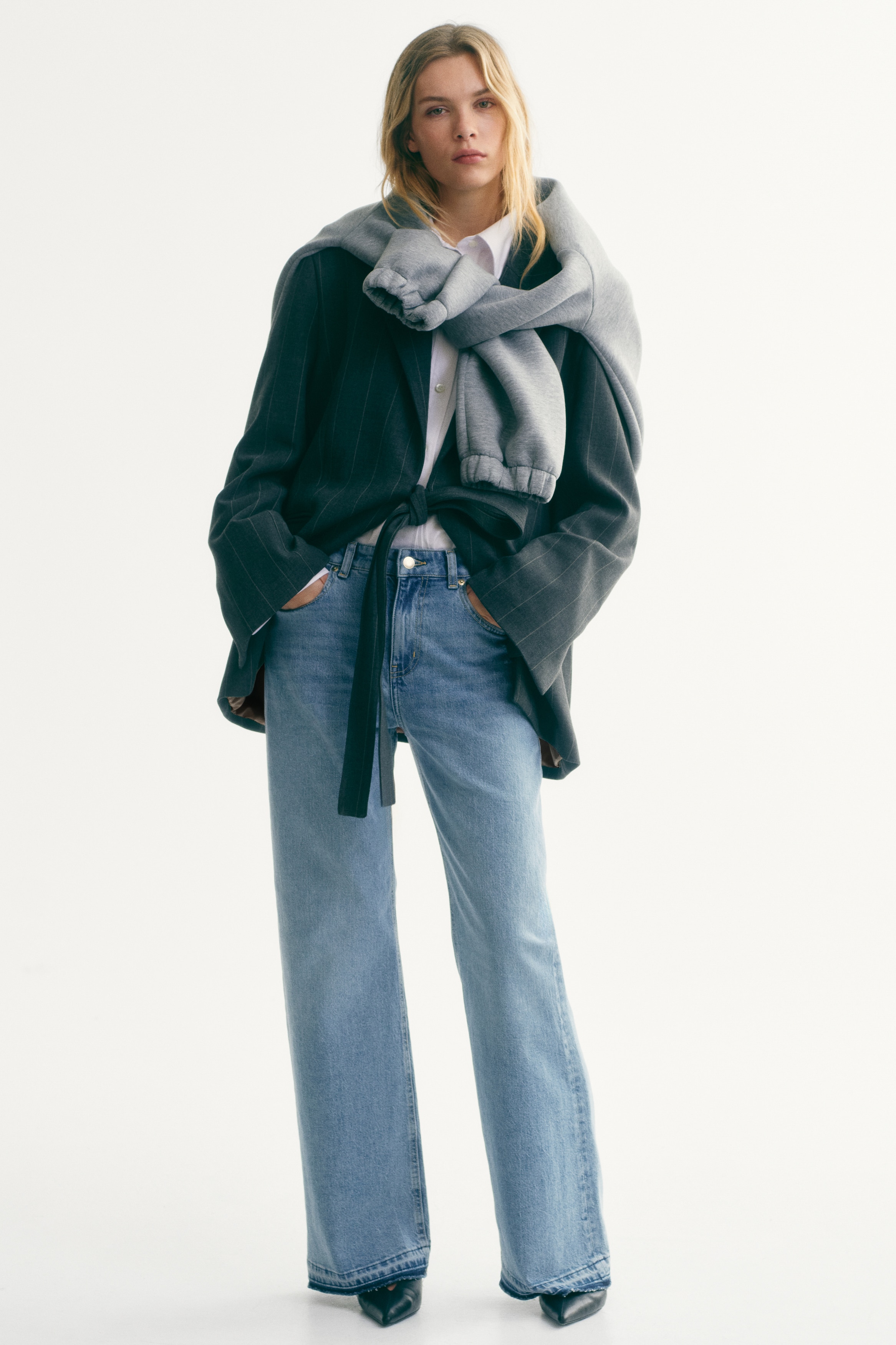 Wide High Jeans - Light denim blue/Dark denim gray/Washed denim blue/Navy denim blue/Dark brown/Denim blue/White/Dark denim blue/Navy denim blue/Light denim blue/Denim blue/Light denim blue/Denim blue/Light denim blue/Dark denim grey/White/Navy denim blue/Light denim blue