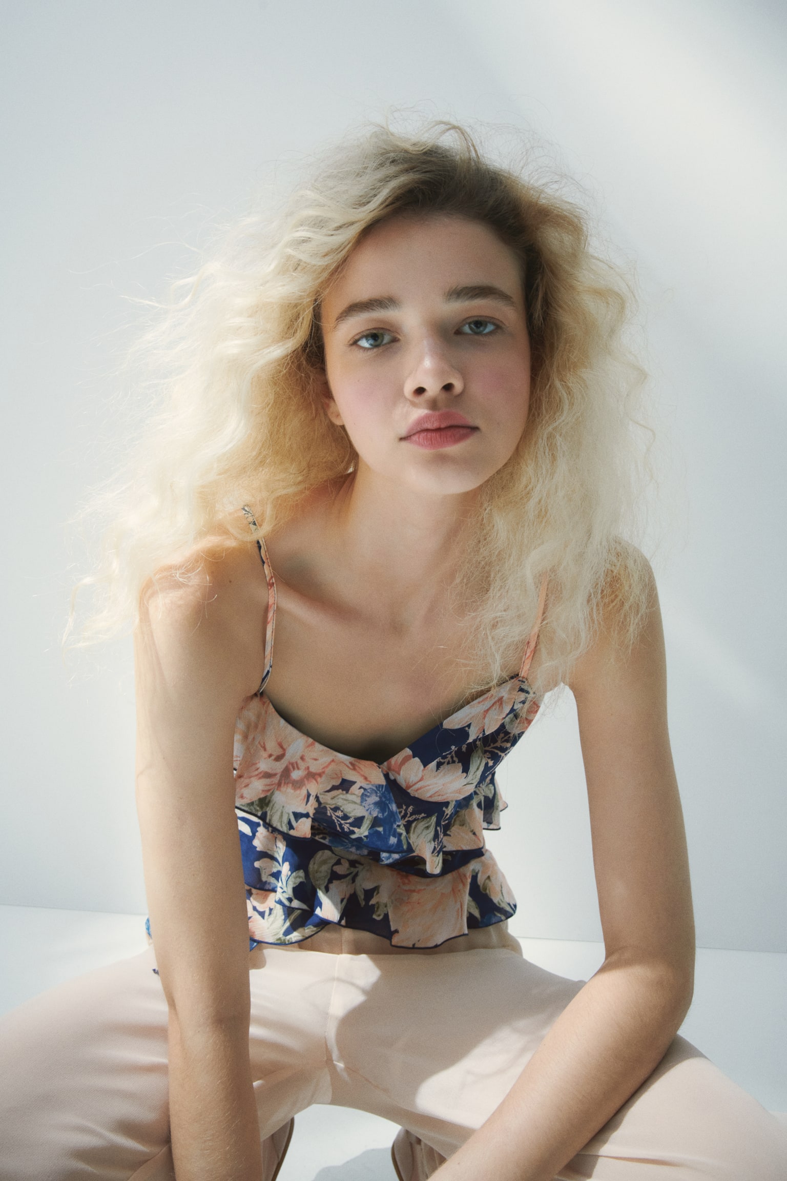 Женский топ H&M Flounced Strappy Top, цвет: Тёмно-синий / С принтом — фото 3