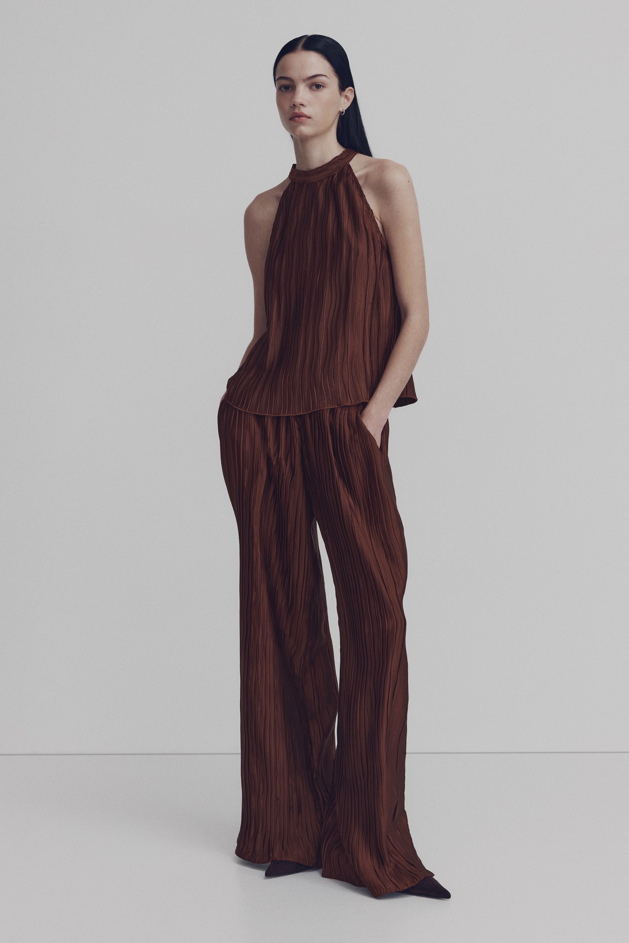 View larger image: Crinkled sleeveless top - Brown - Ladies | H&M IN 2