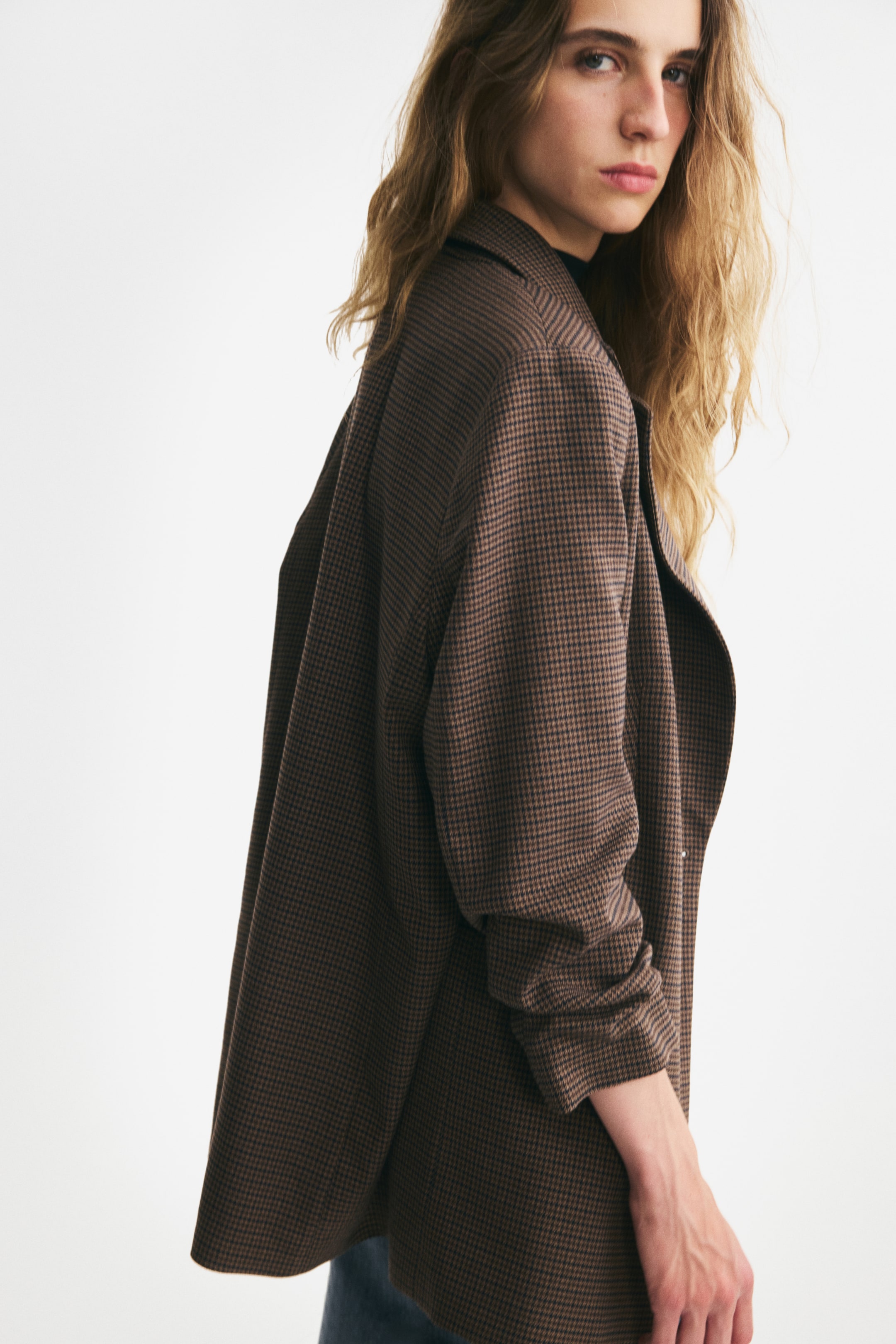 Gathered-Sleeve Jacket