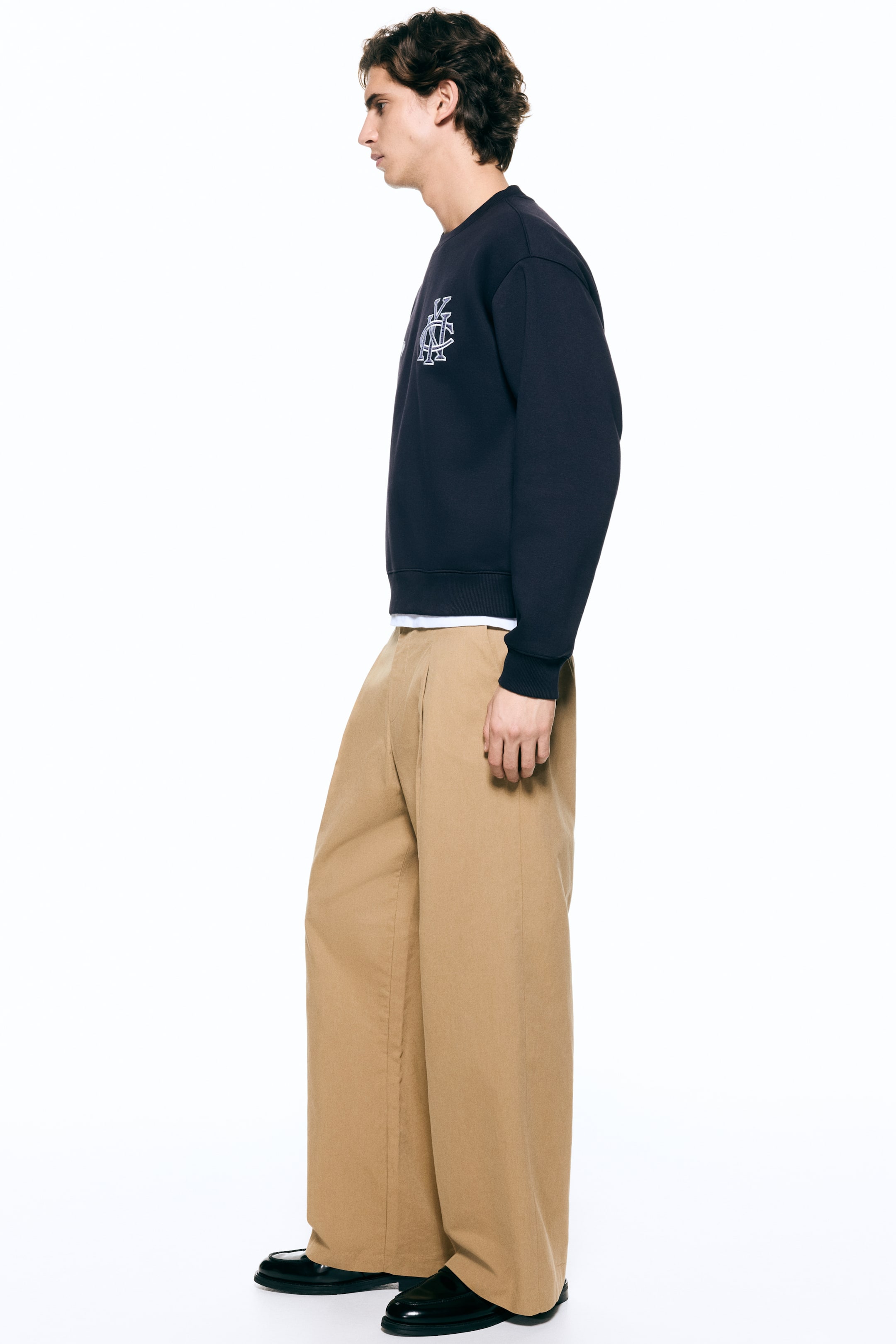 View larger image: Loose Fit Tailored trousers - Beige - Men | H&M IN 4