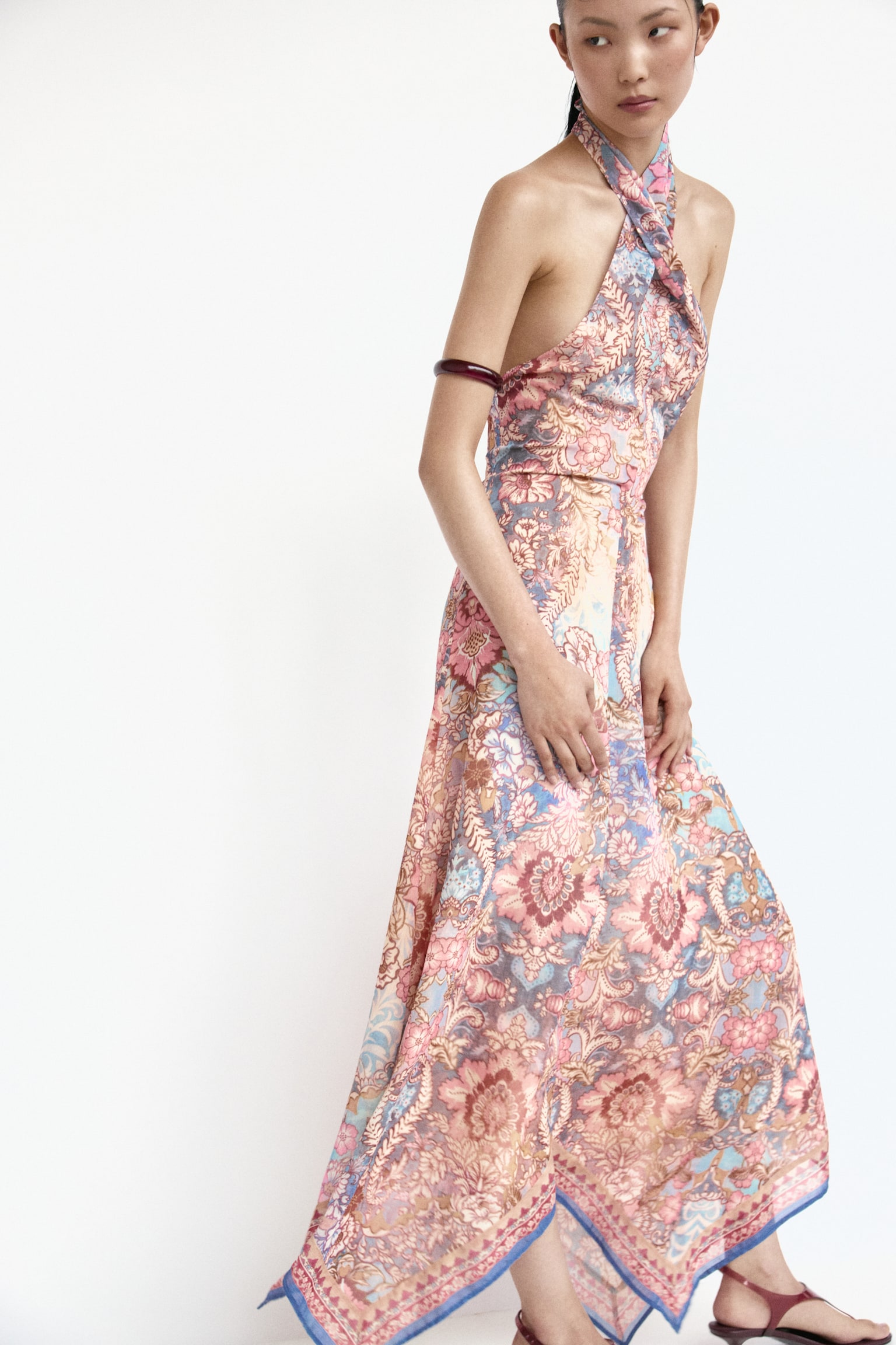Chiffon halterneck dress-Light beige/Paisley pattern - 6