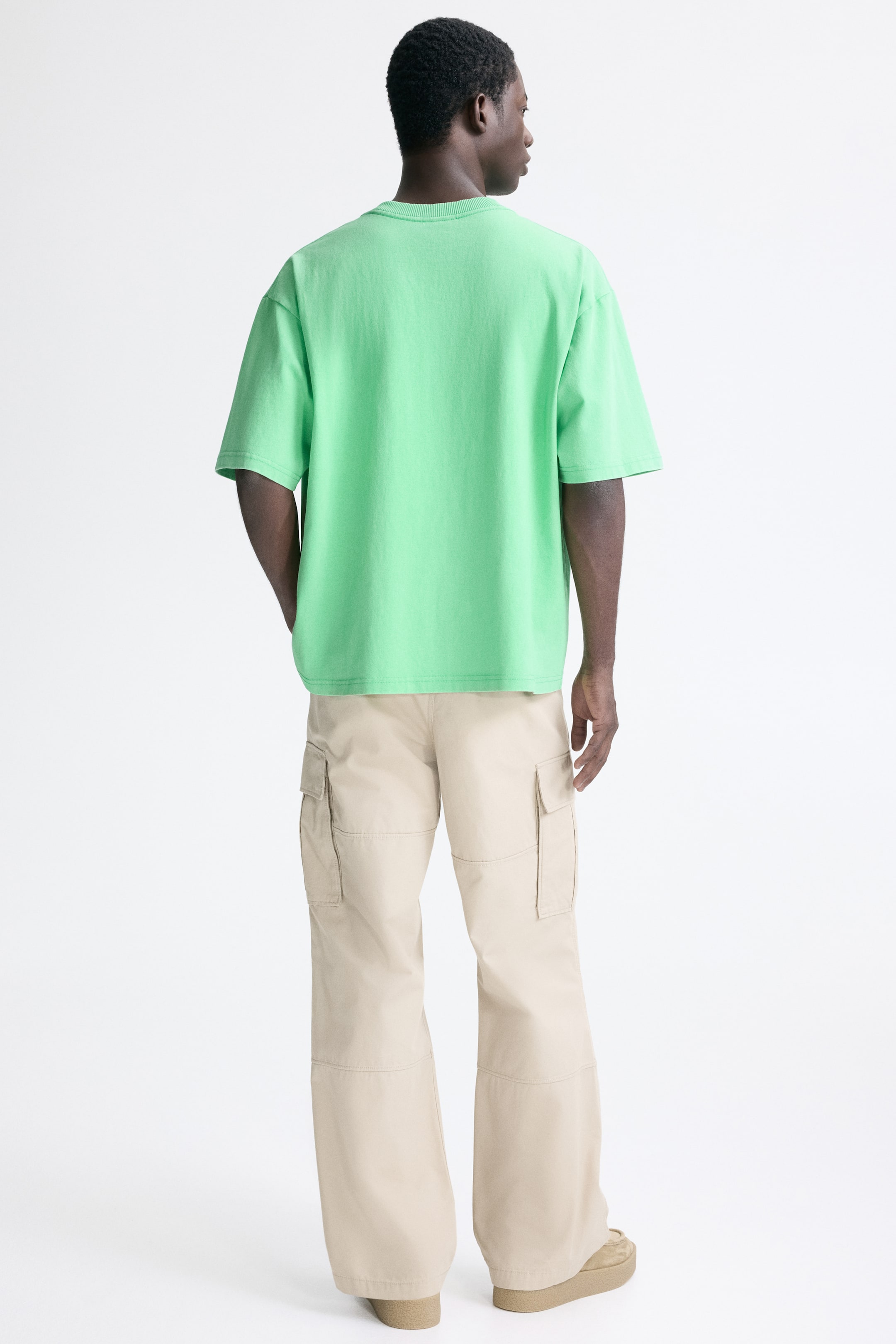 Agrandir l'image: T-shirt Loose Fit - Bright green/Golden - HOMME | H&M BE 4