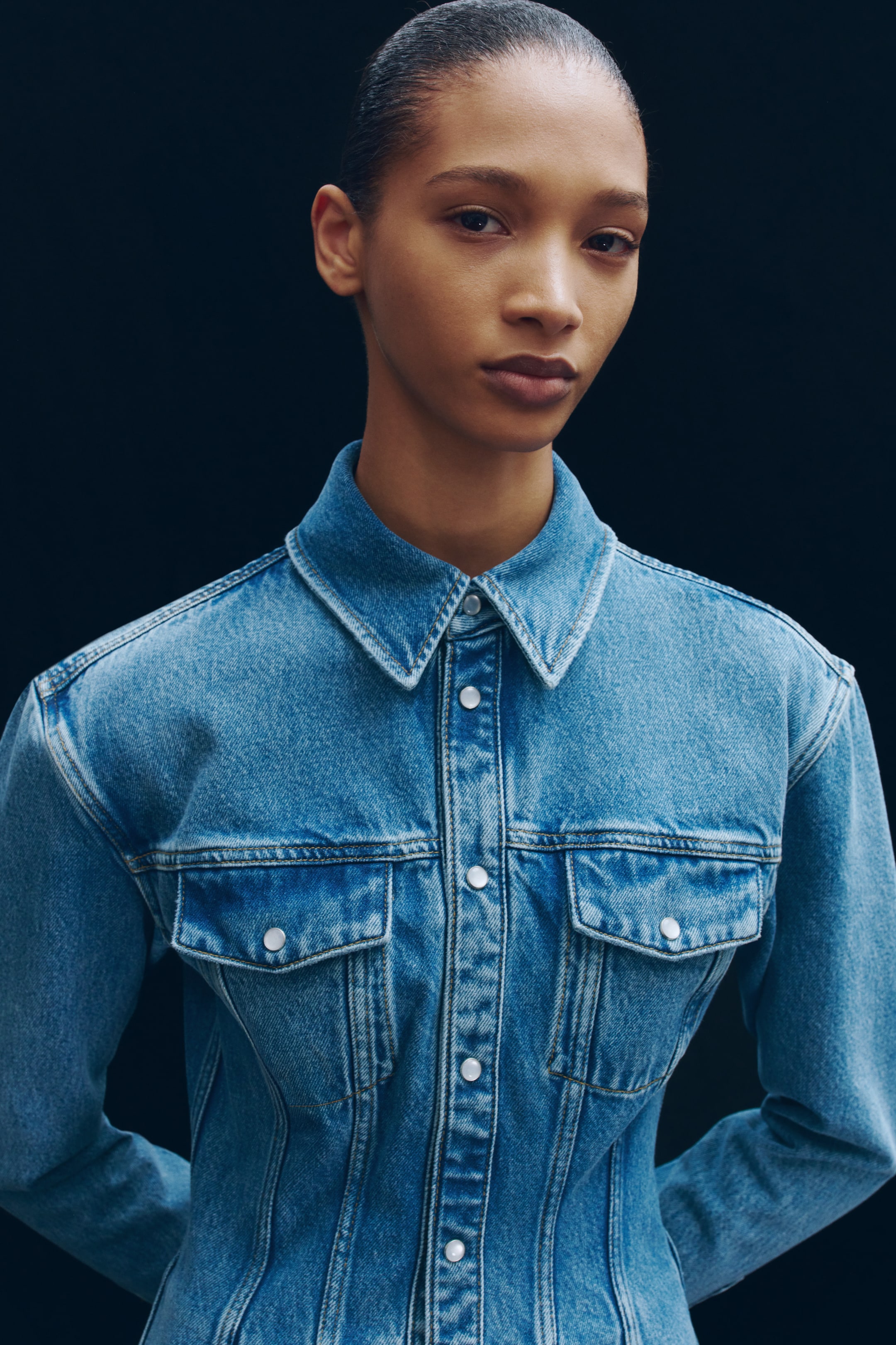 Женские куртки H&M Denim Hourglass Jacket — фото 3