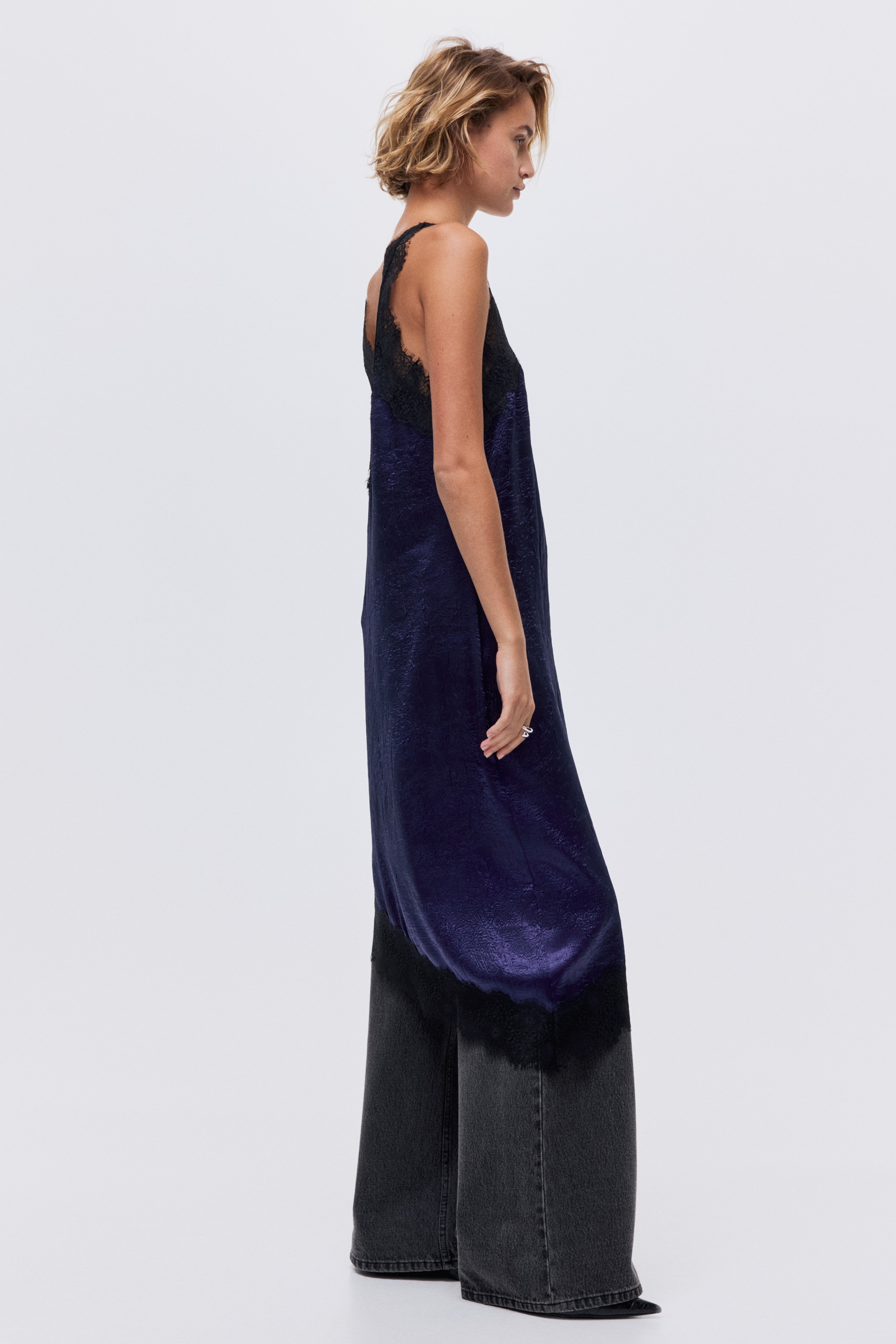 Dantel Detaylı Midi Elbise - Mavi/Siyah