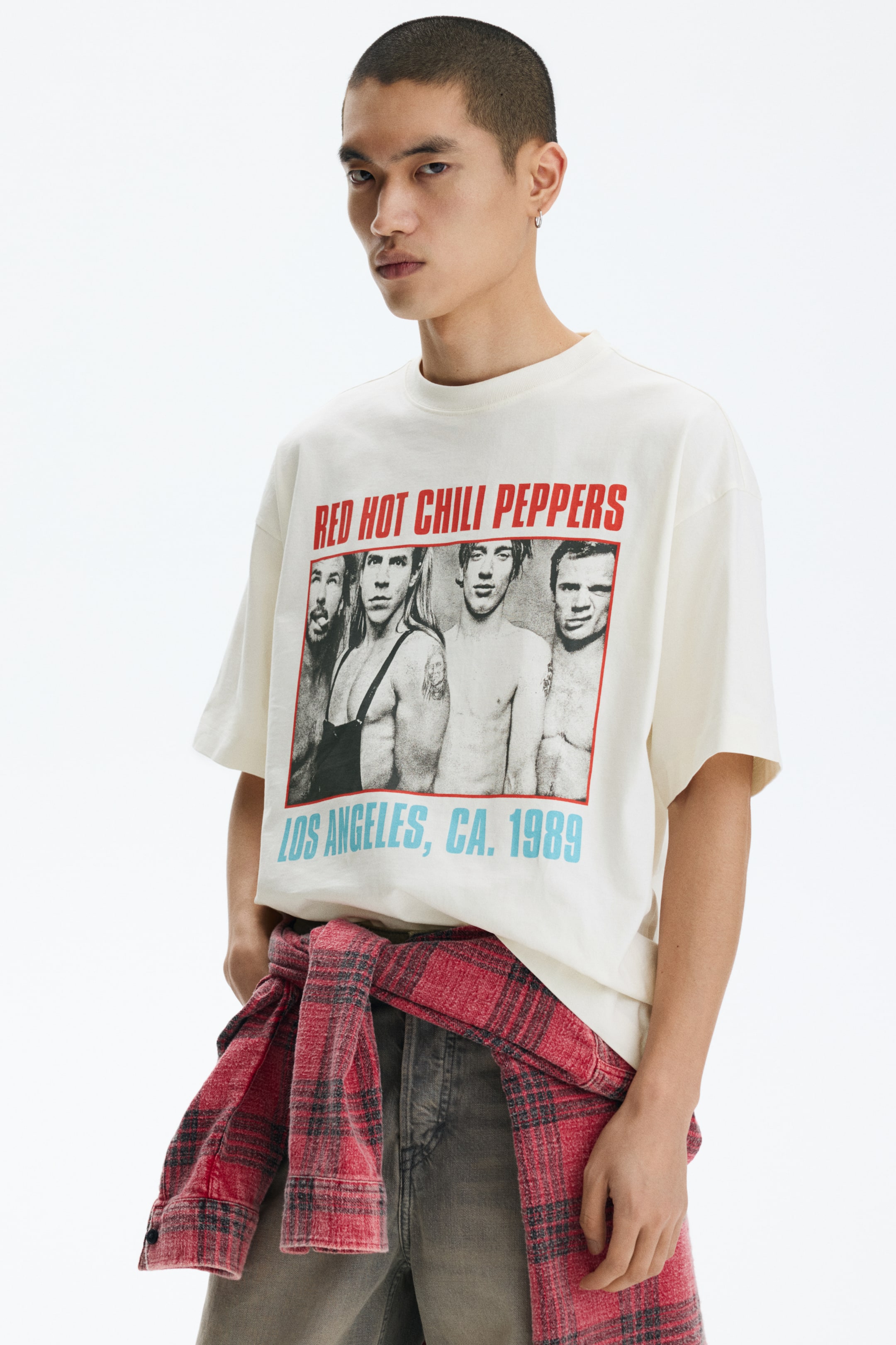 Переглянути збільшене зображення: Футболка Oversized Fit - Кремовий/Red Hot Chili Peppers - Men | H&M UA 1