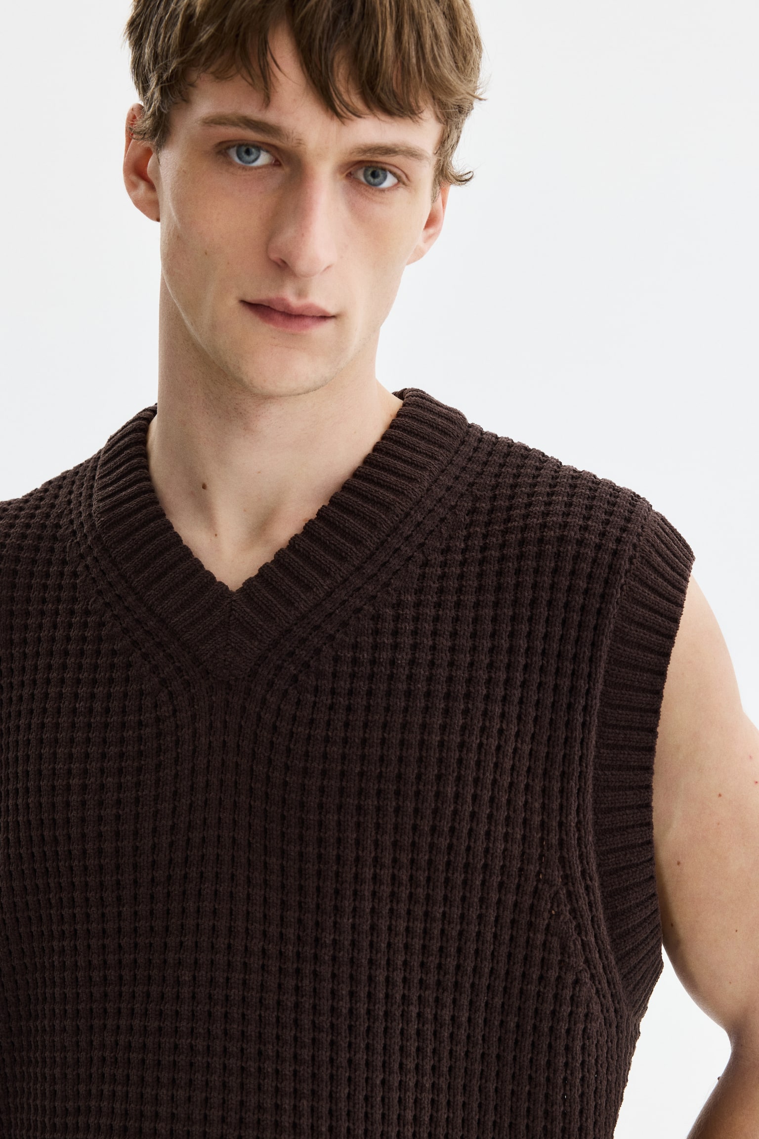 Regular Fit Sweater vest - Dark brown/Black/White - 4