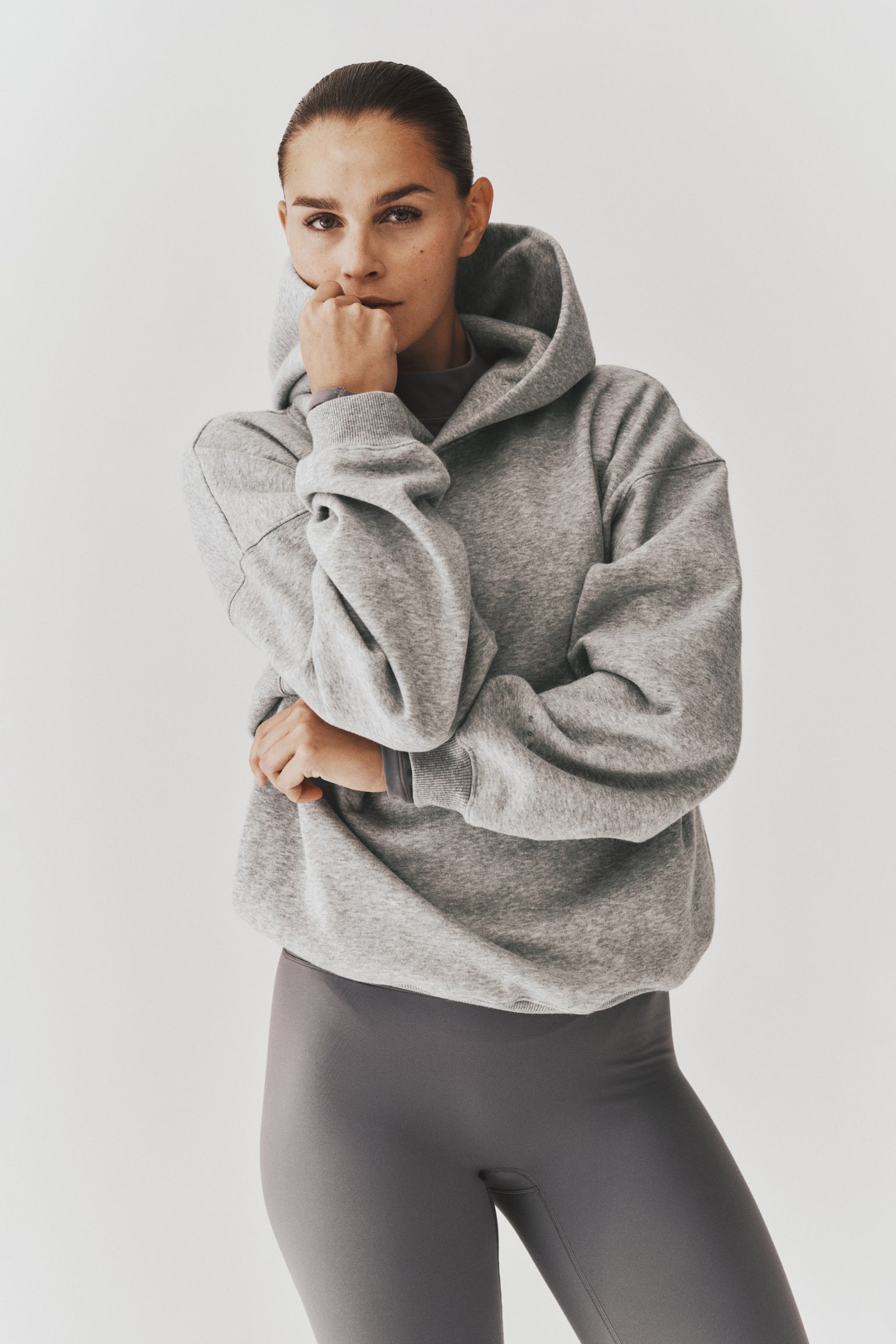 Женское худи H&M Move Oversized Sports, цвет: Светлый серый меланжевый — фото 3