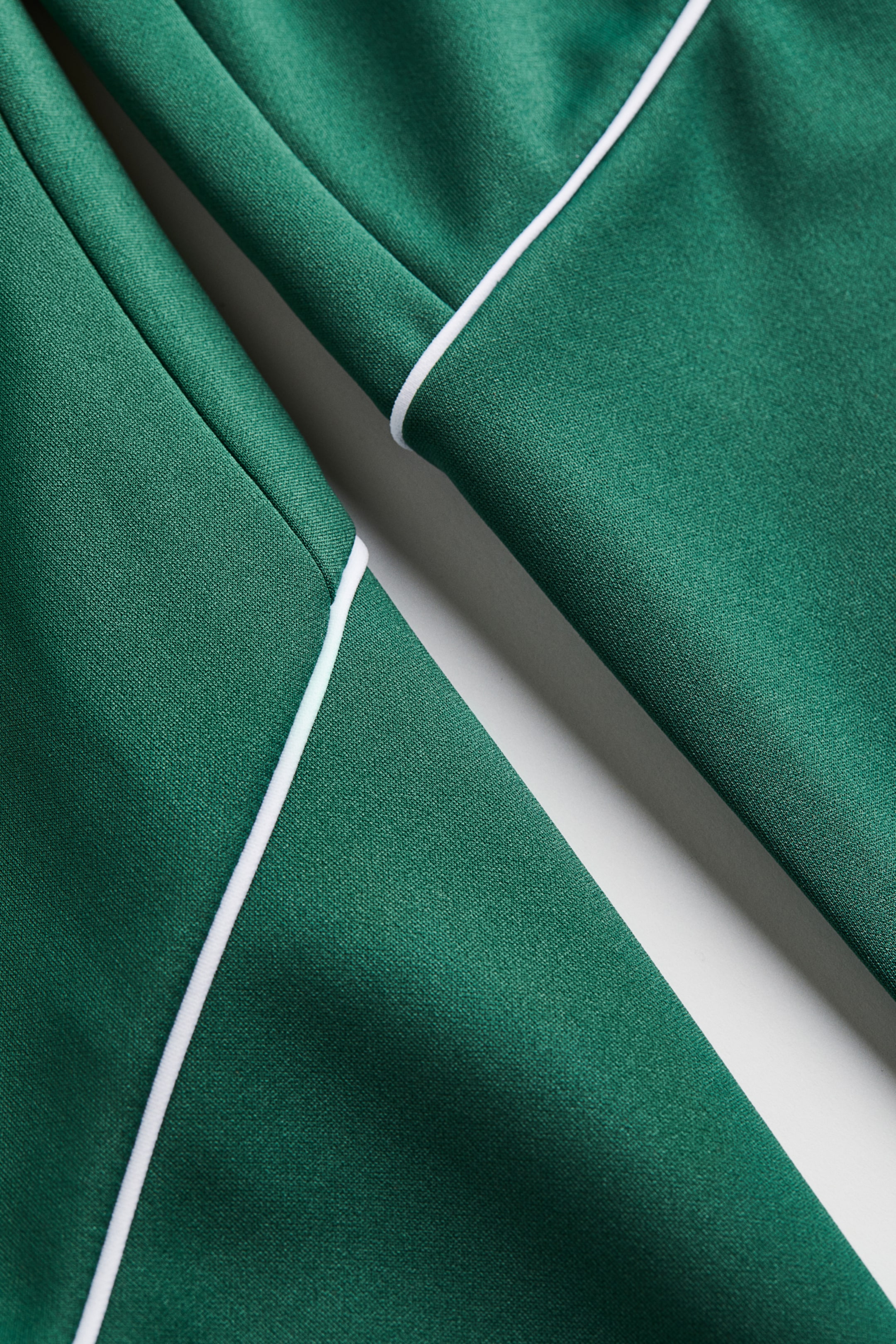 View larger image: DryMove™ Tennis joggers - Dark green - Men | H&M IN 2