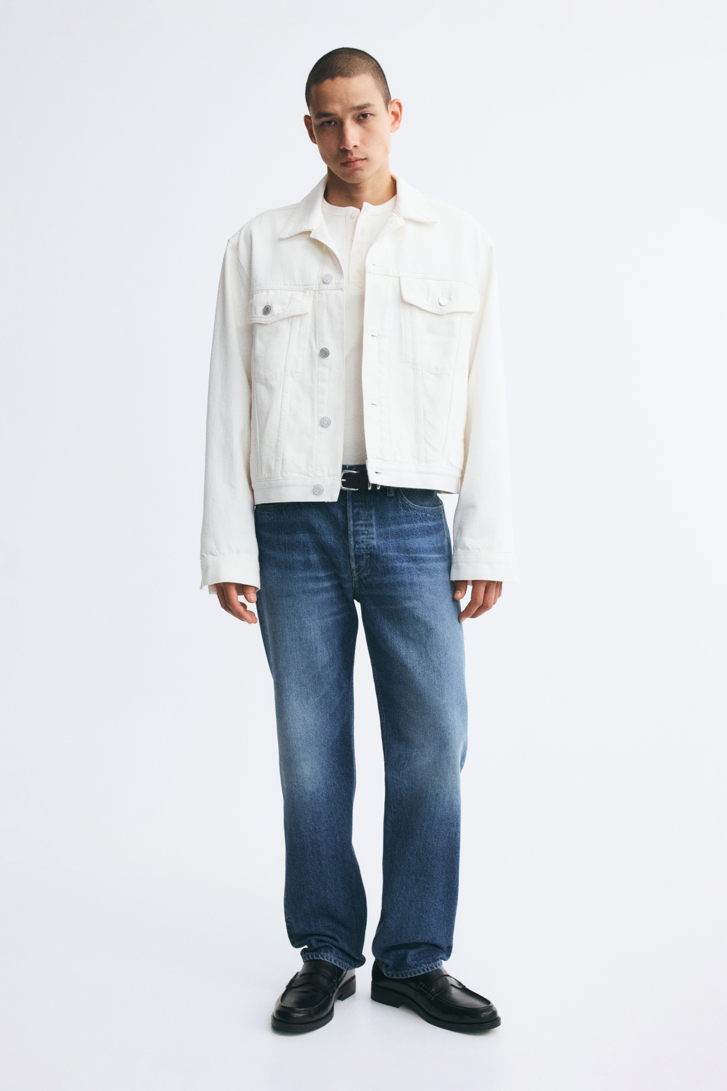 Straight Regular JeansModel