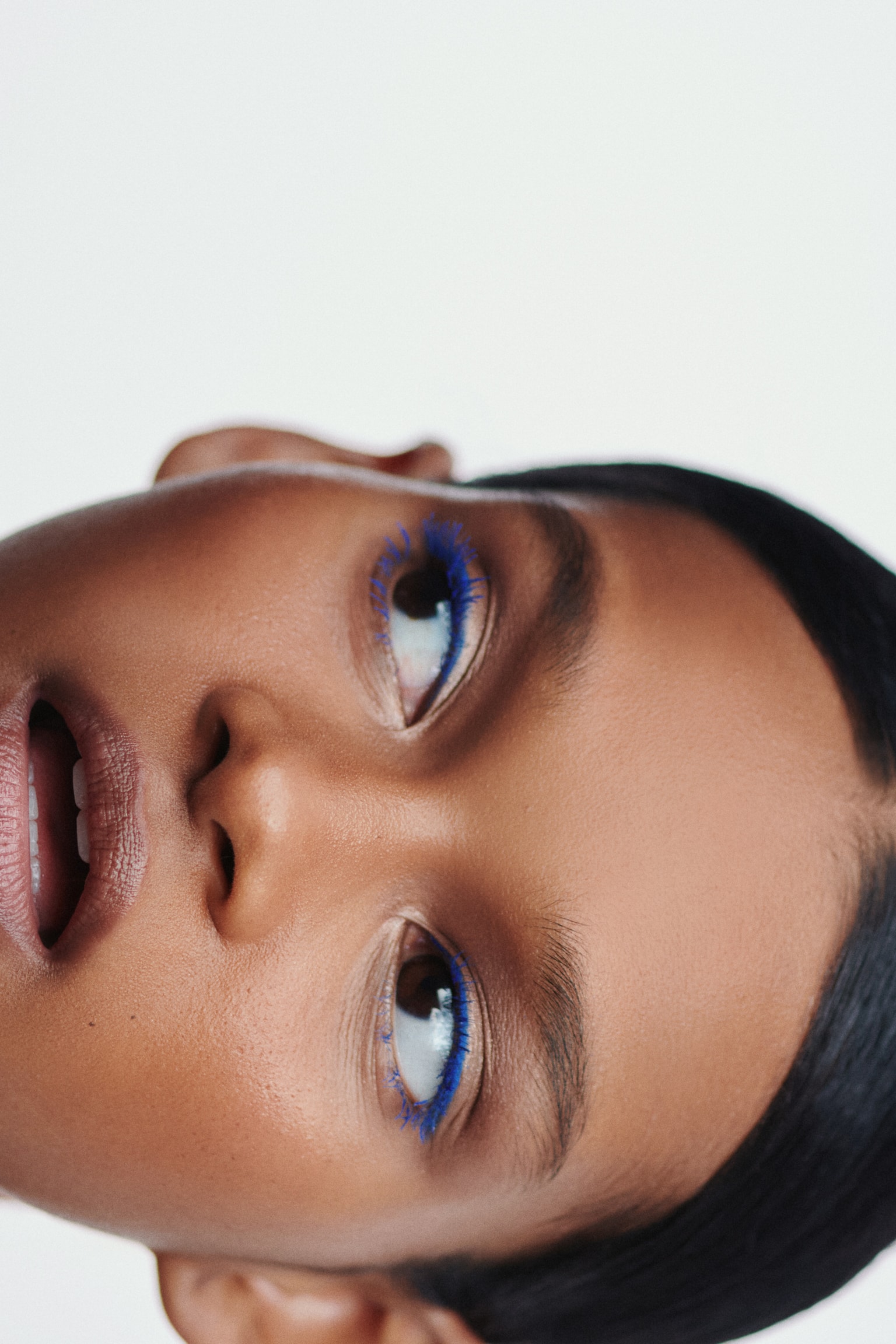 Epic Mega Lash Mascara - Vibrant Blue/Deep Black/Plum Haze - 2