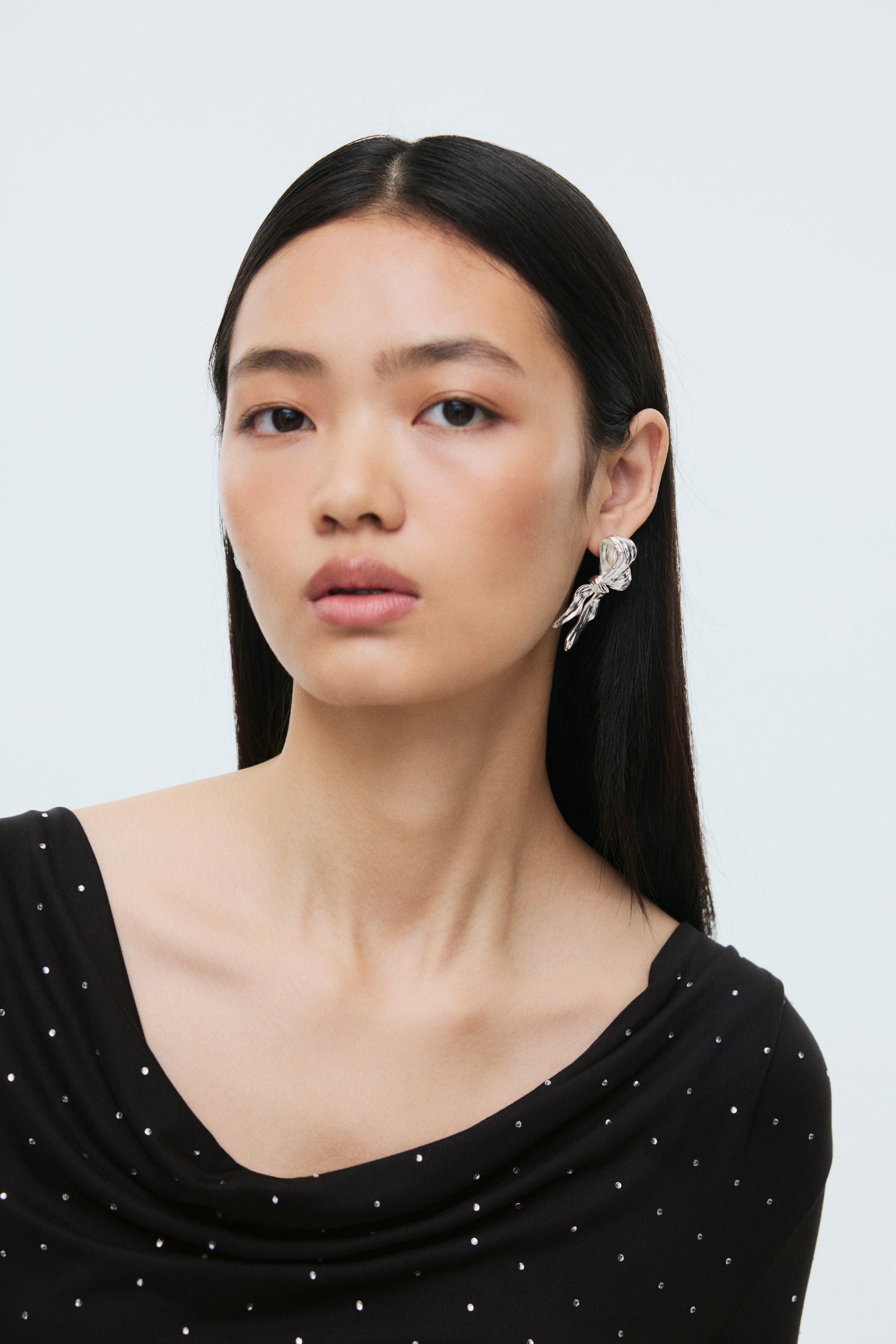 Ampliar la imagen: Embellished mini dress - Black - Ladies | H&M MX 2