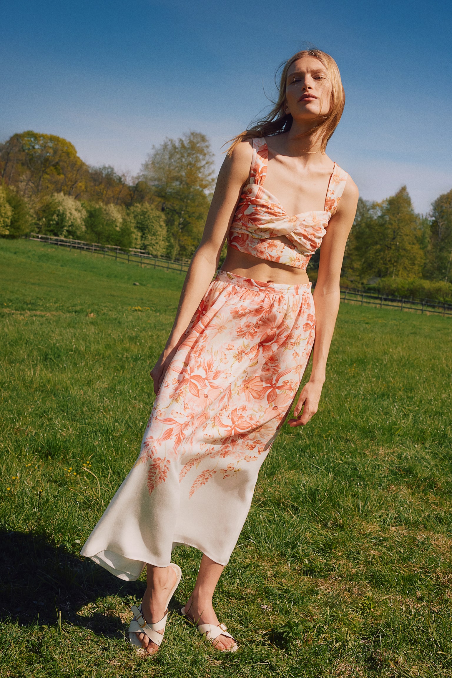 Twist-detail crop top - Coral red/Floral - 3