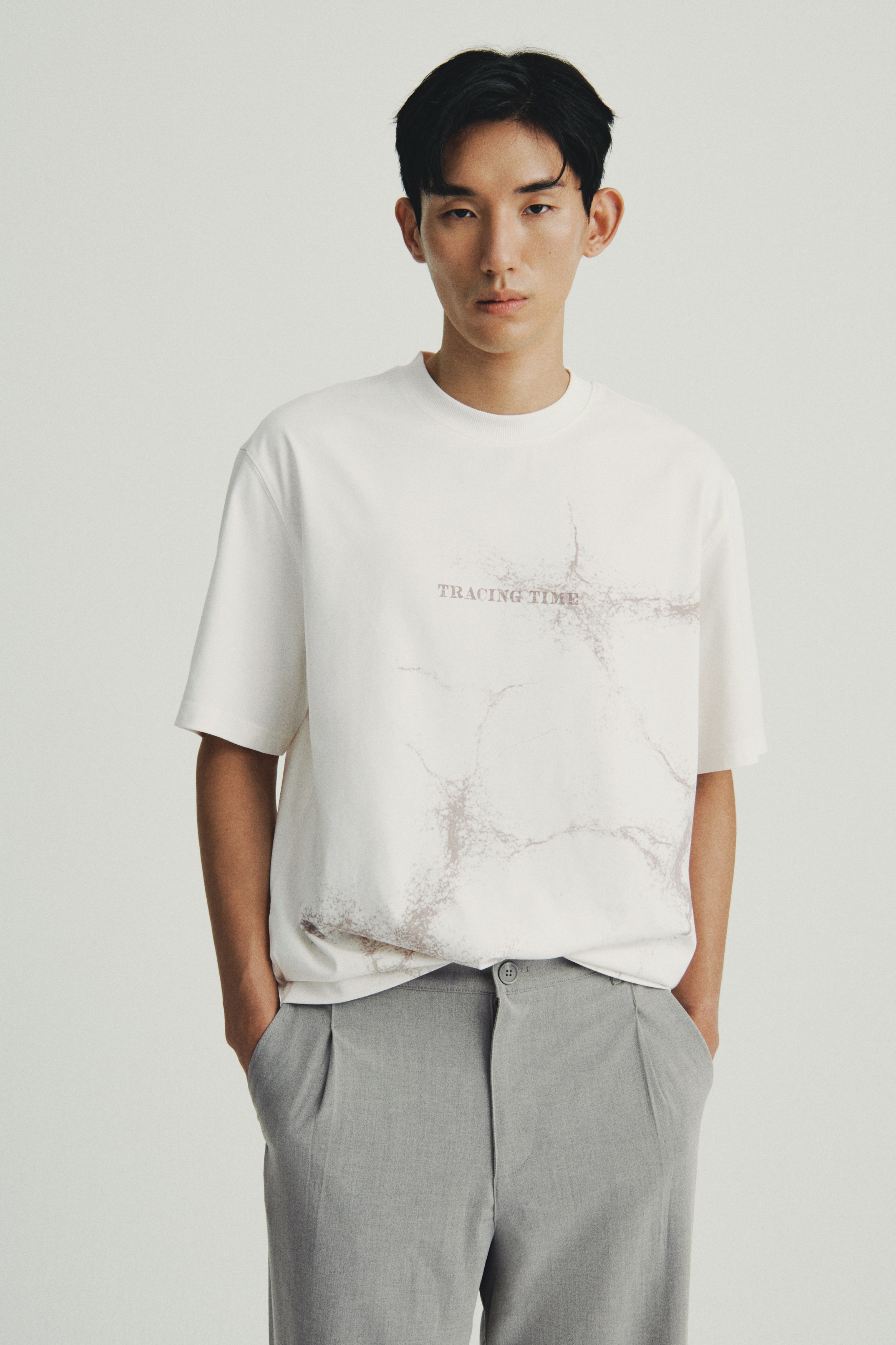 Loose Fit Printed T-shirt - White/Tracing Time/Black/Frozen in Time/Dusty green/Stone Whispers
